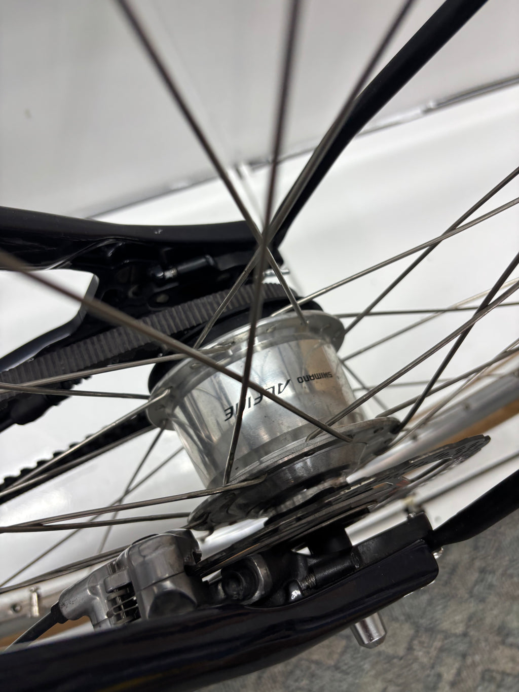 Schindelhauer E-Bike mit Frontkorb, Alfine 8 Hang, Brooks