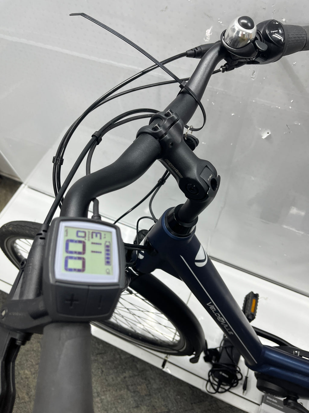 Velo de Ville SMCEB3200