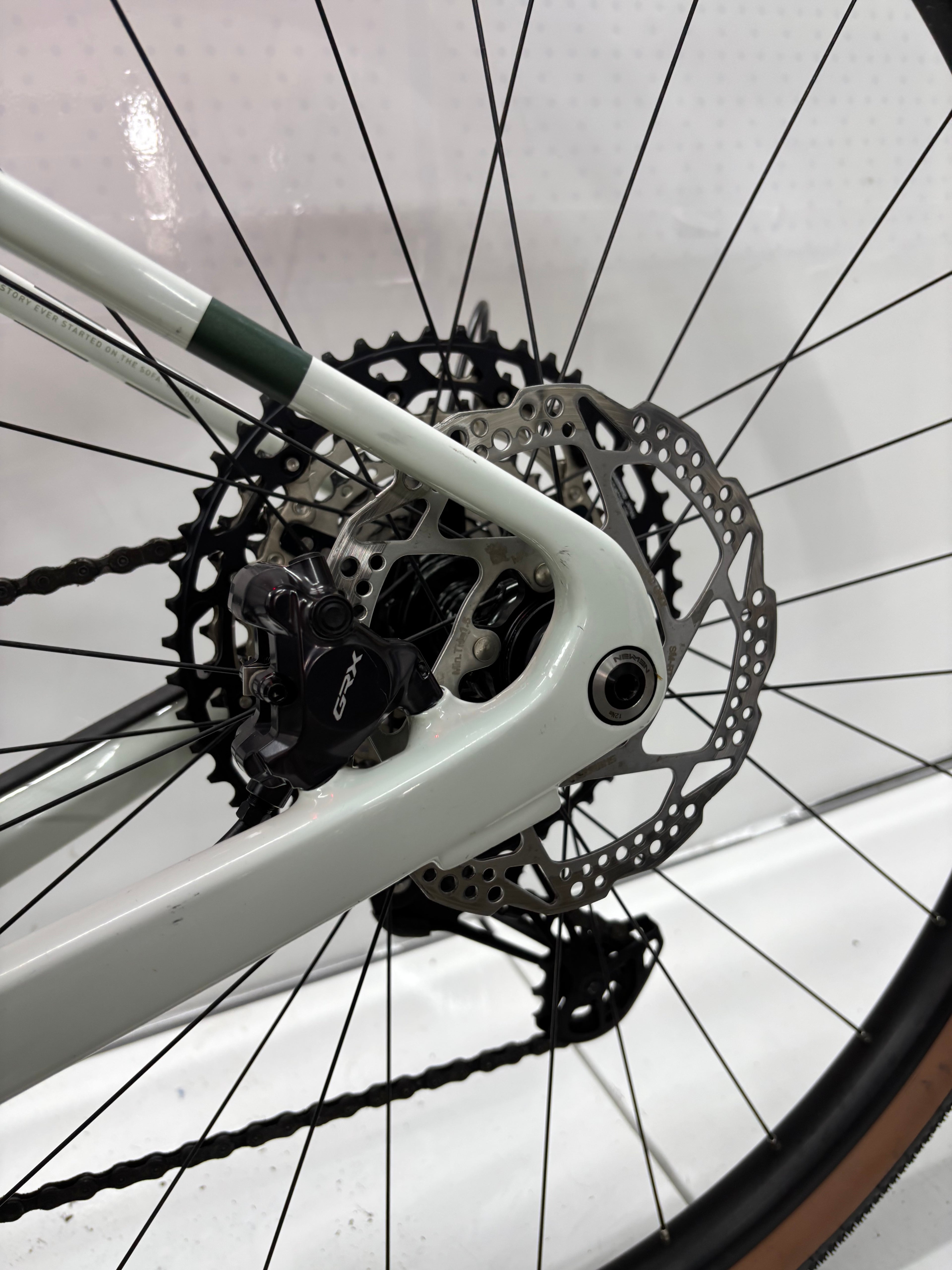 Cube Nuroad Hybrid C62 Race, E-Gravel-Bike, keine 1000 Km gefahren!
