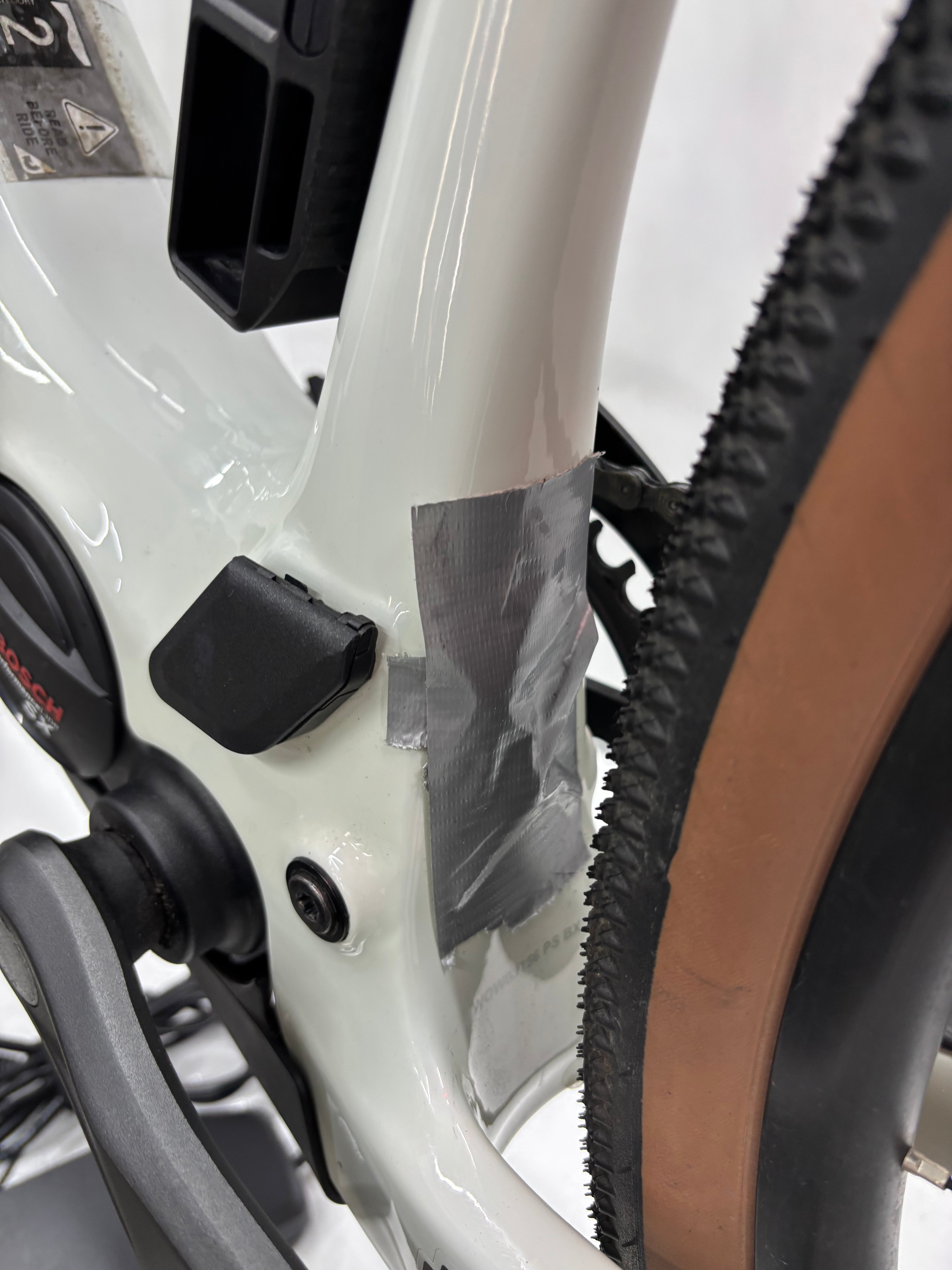 Cube Nuroad Hybrid C62 Race, E-Gravel-Bike, keine 1000 Km gefahren!