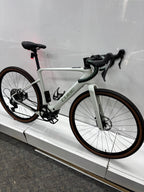 Cube Nuroad Hybrid C62 Race, E-Gravel-Bike, keine 1000 Km gefahren!