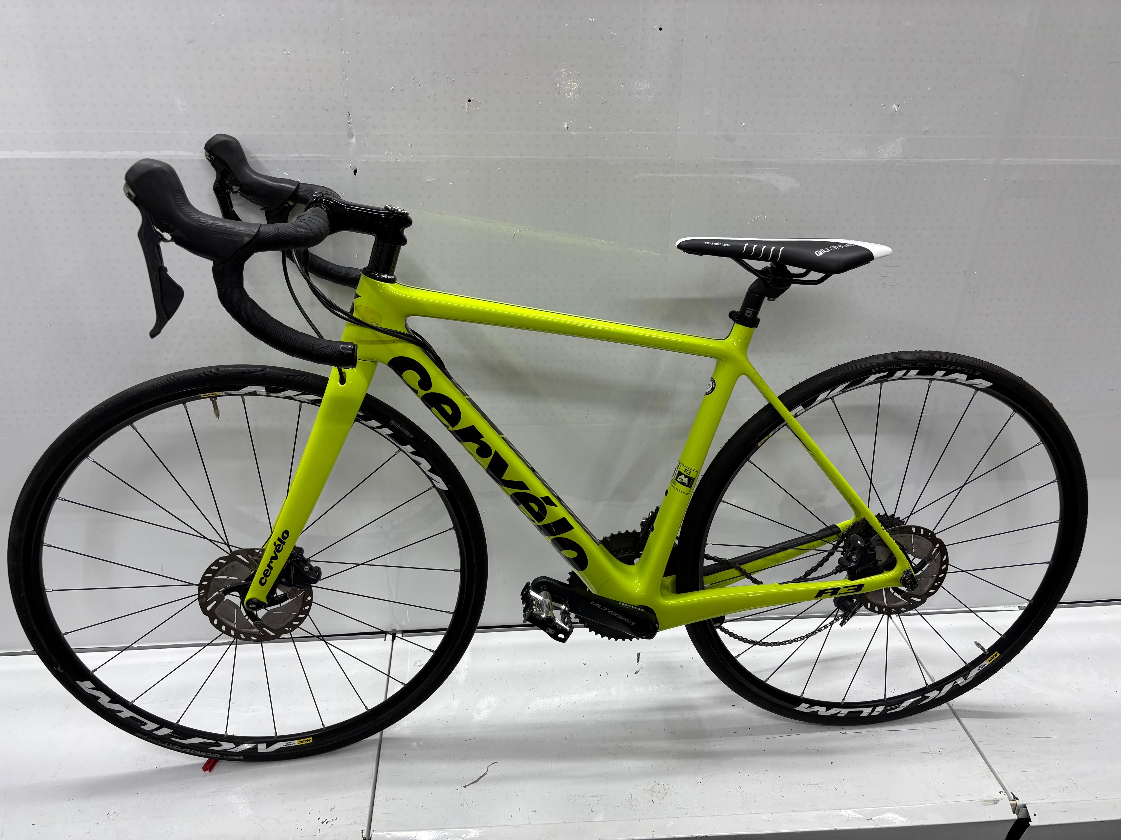 Cervelo DI R3 Ultegra 8020 22G - Bastlerrad - DEFEKT - hochwertige Teile