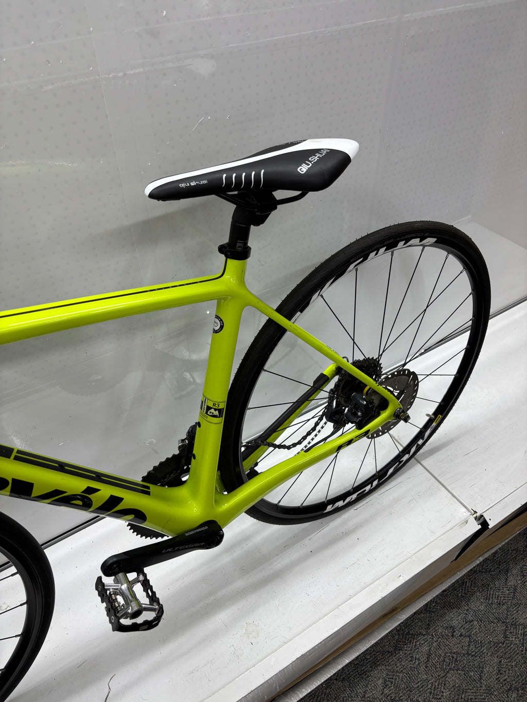 Cervelo DI R3 Ultegra 8020 22G - Bastlerrad - DEFEKT - hochwertige Teile
