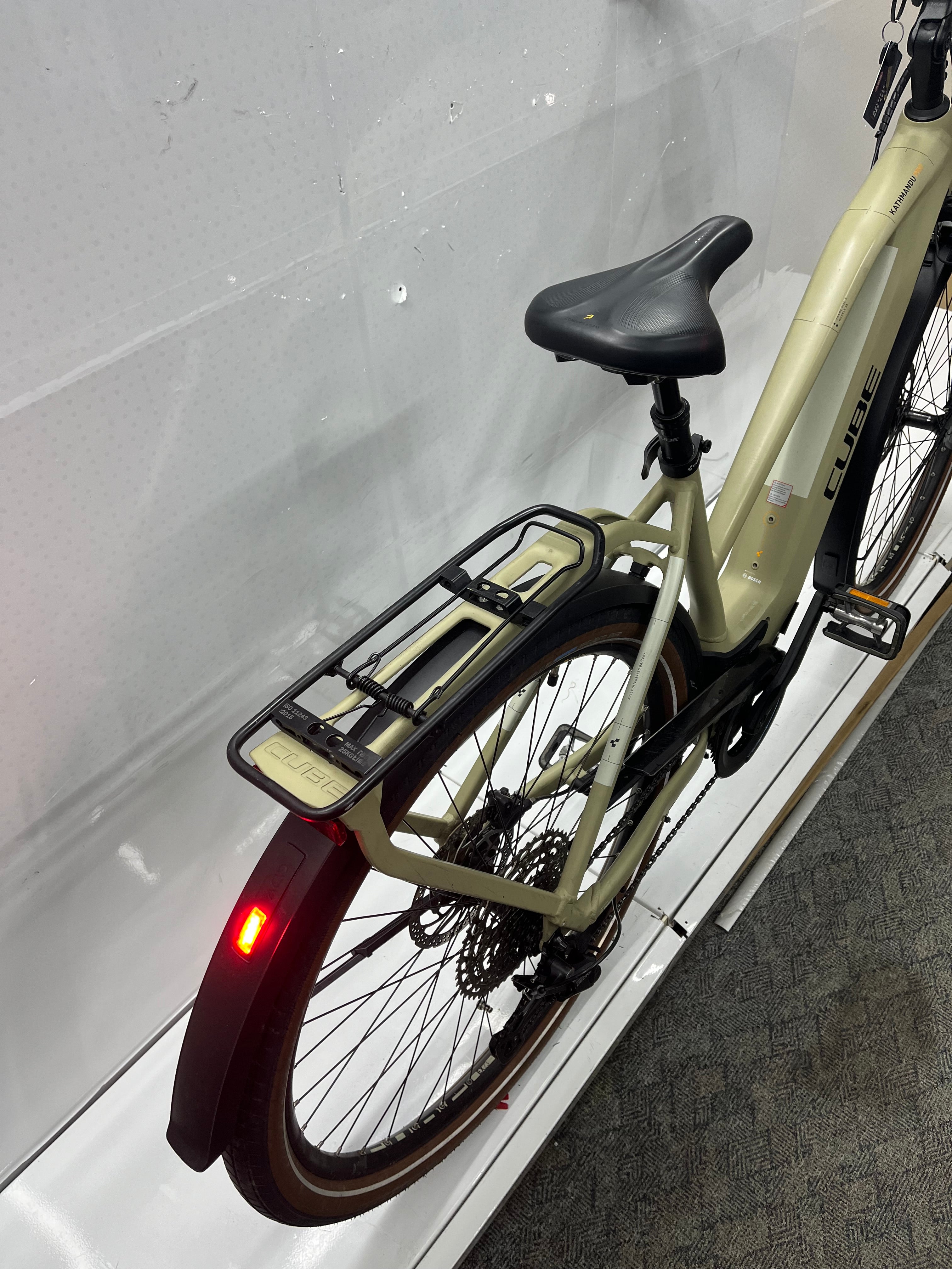 Cube Kathmandu Hybrid Pro