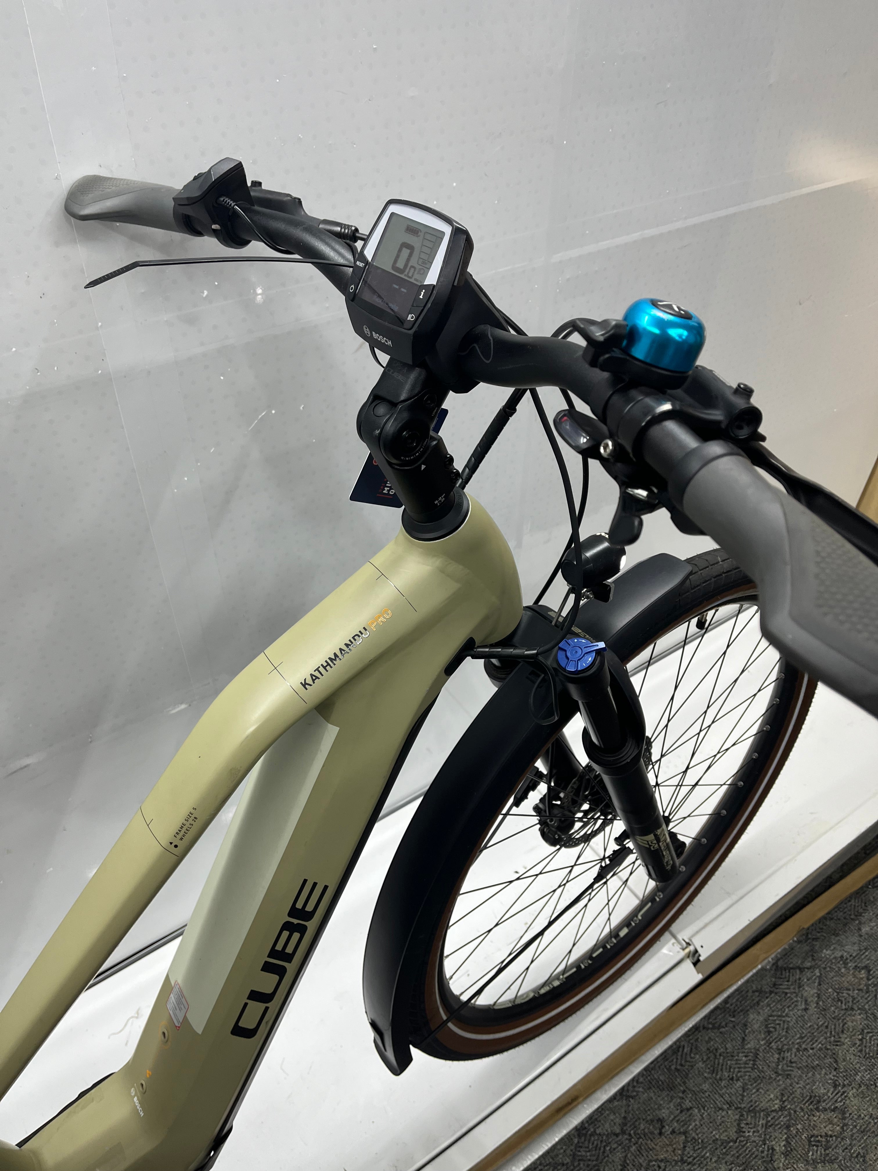 Cube Kathmandu Hybrid Pro