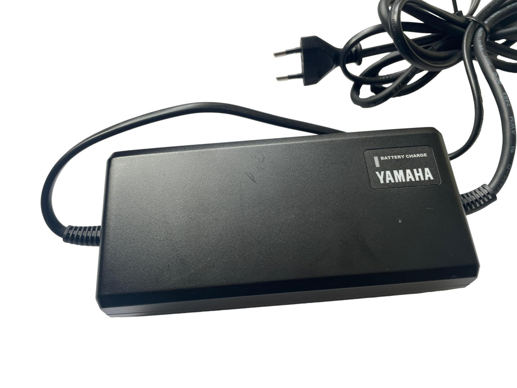 Ladegerät Yamaha PASC9, X1R-10 - gebraucht
