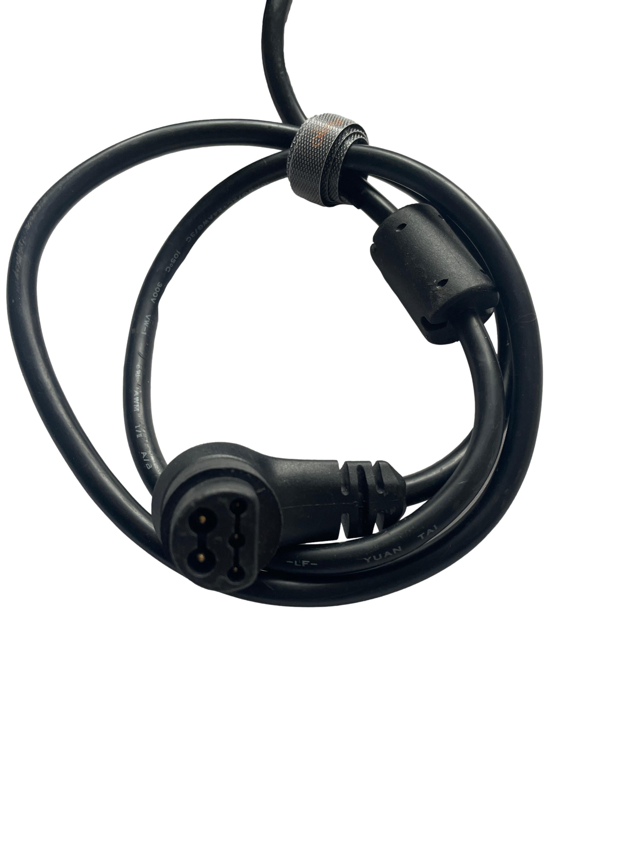 Ladegerät GIANT GLI270AA 6A Schnell-Ladegerät mit Adapter - gebraucht