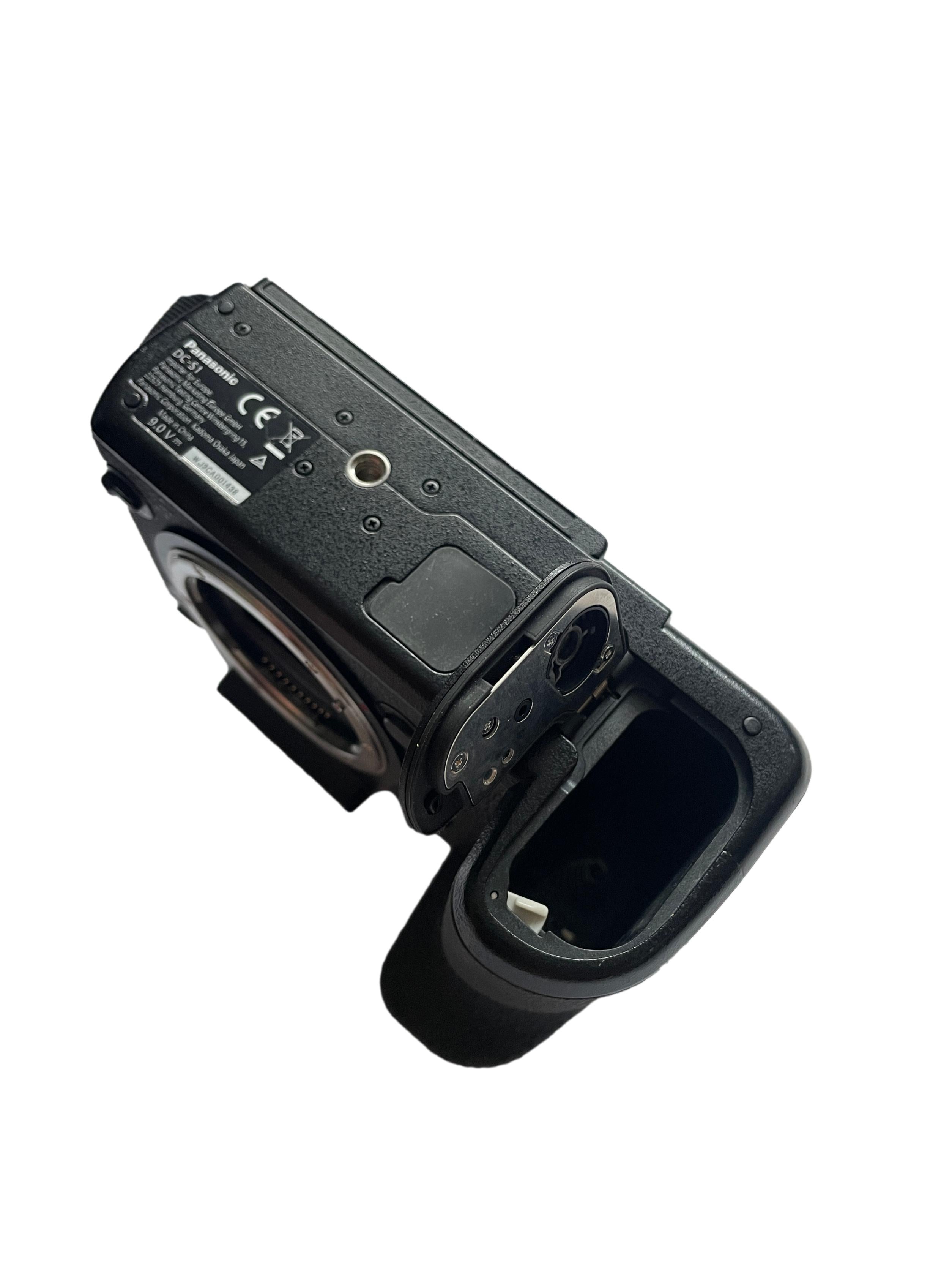 Panasonic Lumix DC-S1