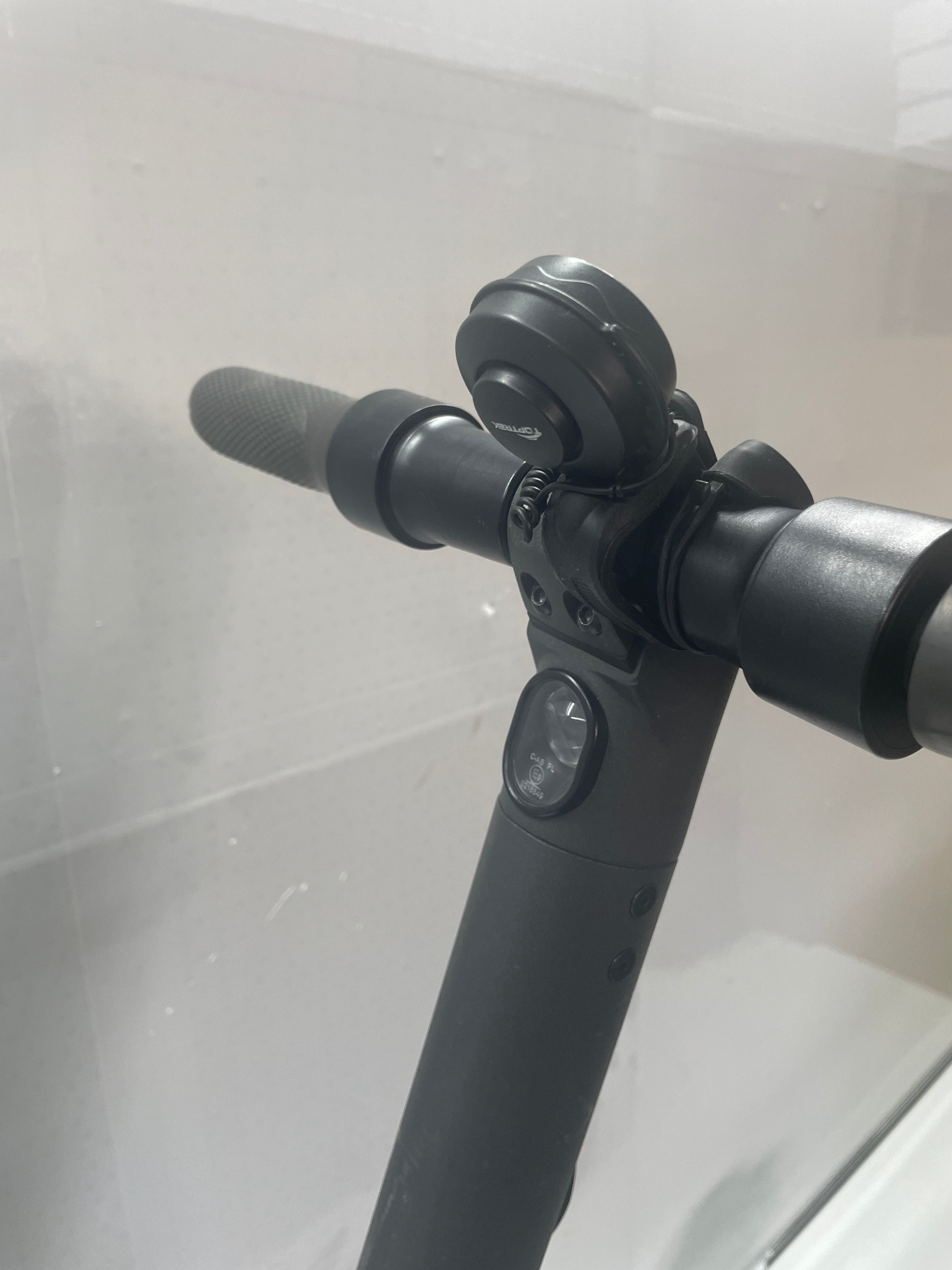 Segway ninebot KickScooter E25D - leicht reparaturbedürftig
