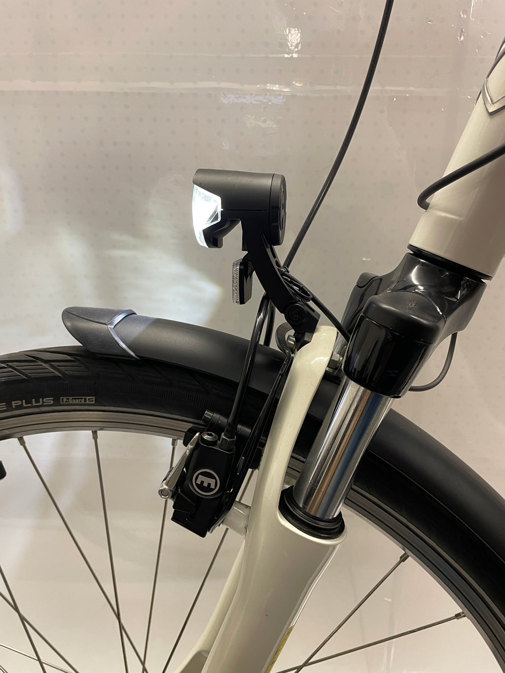 Kalkhoff Agattu, nur 1150 KM - tiefer Einstieg
