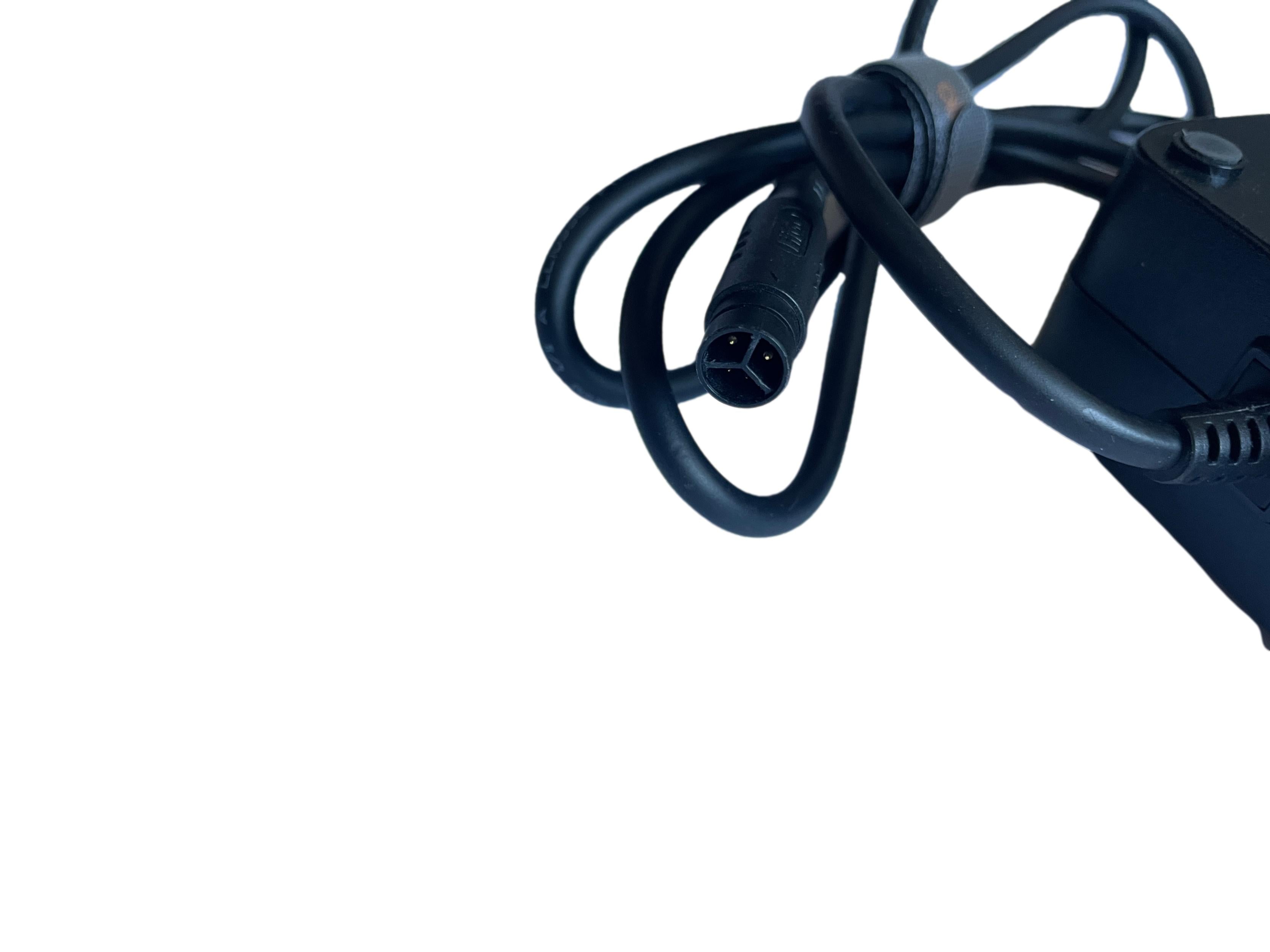 Ladegerät MDA Li-ion BC254360030