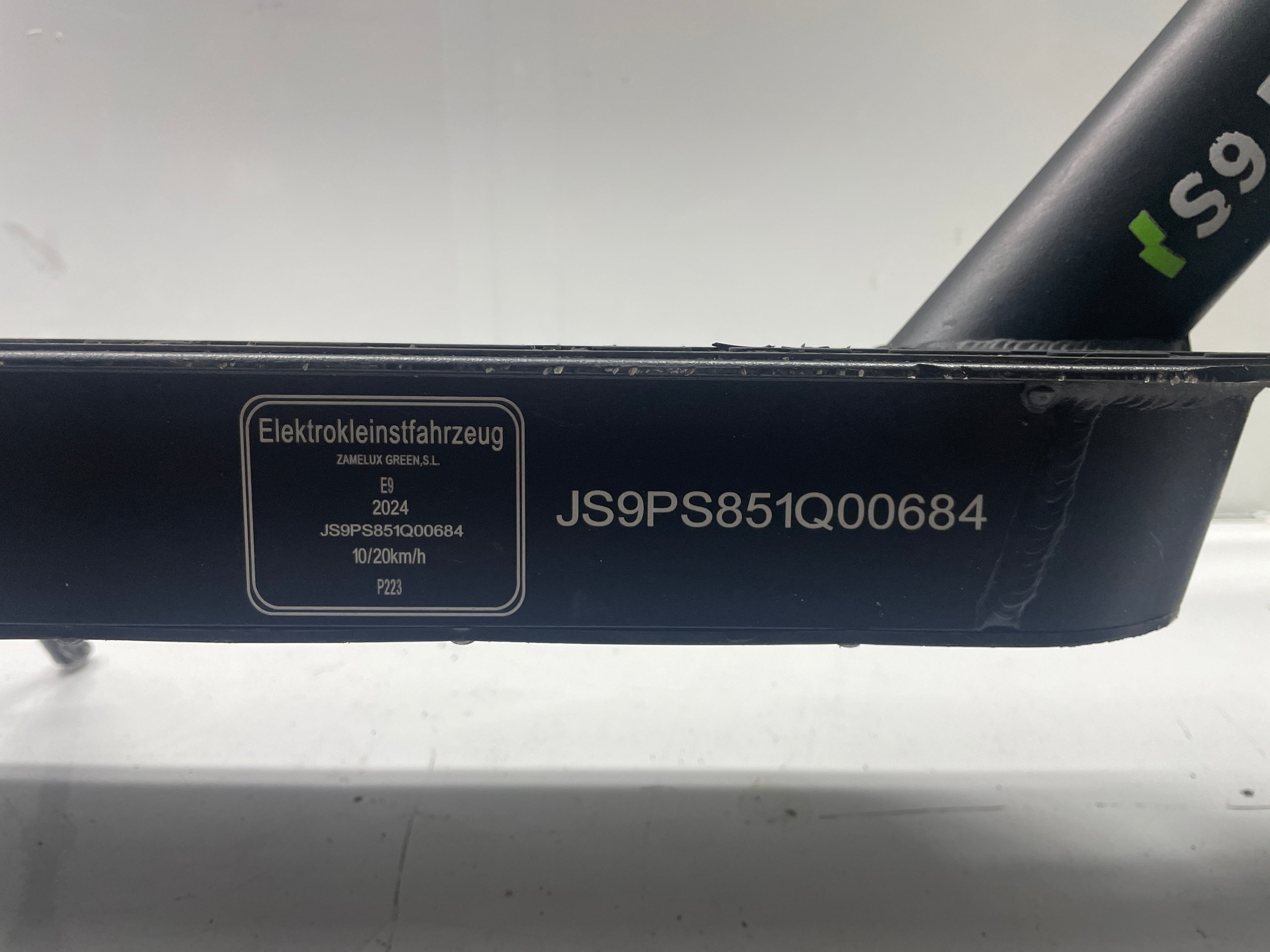 isinwheel E-Scooter
