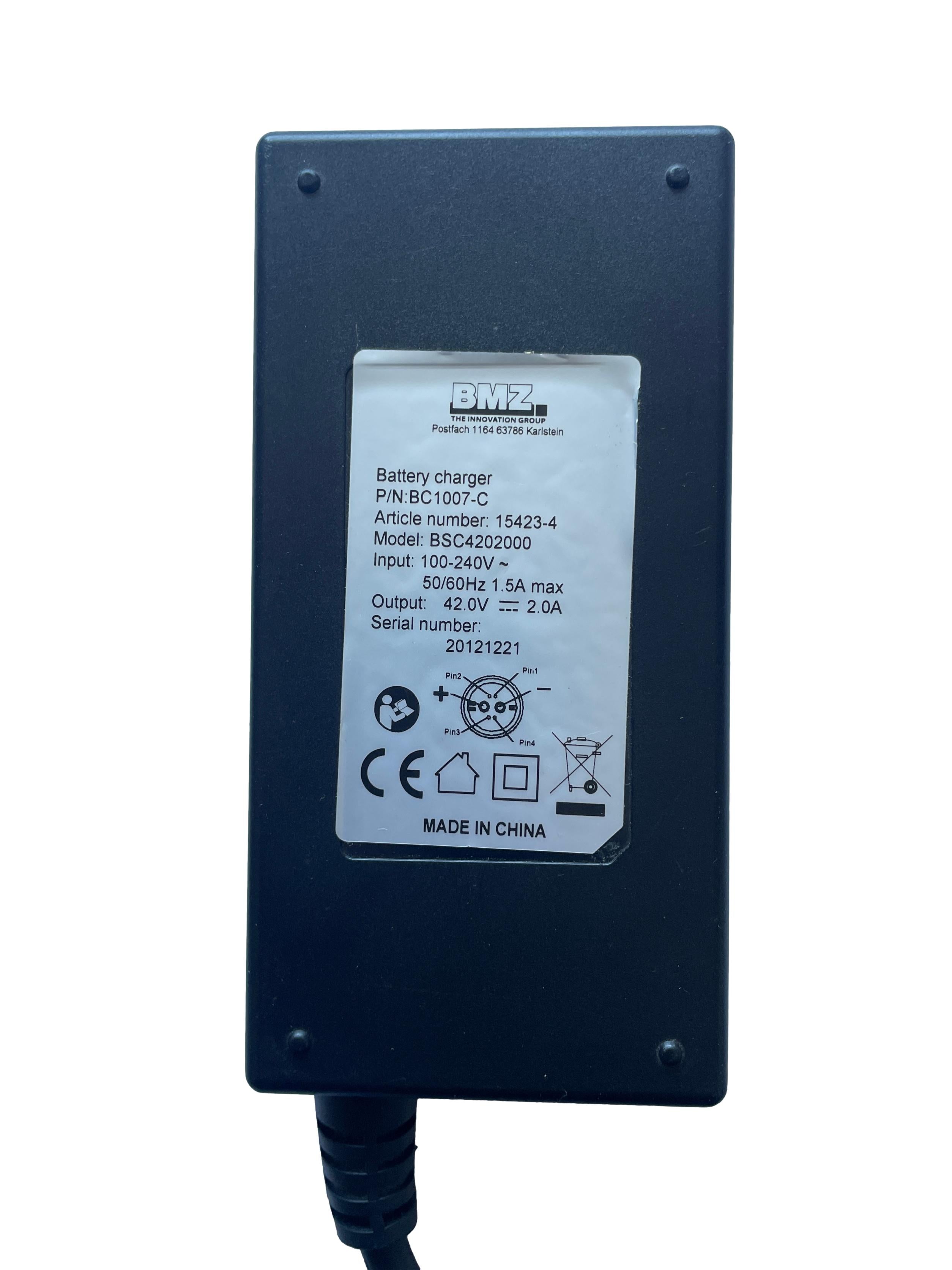 Ladegerät BMZ - Model: BSC4202000 - Magnetstecker - gebraucht