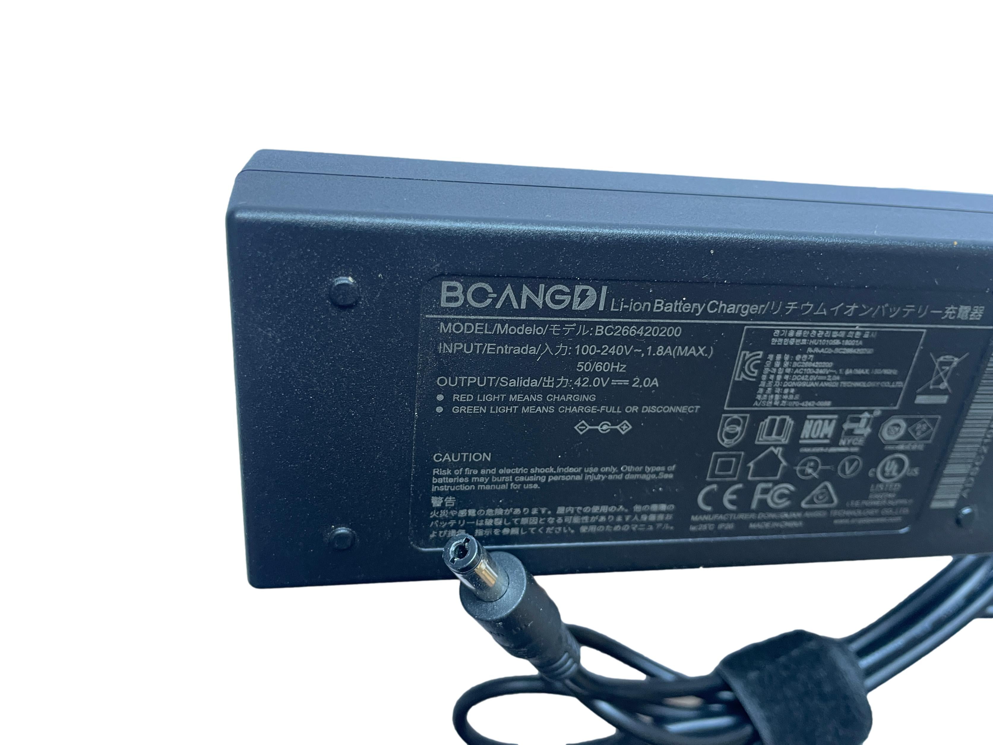 Ladegerät Li-Ion BC266420200 - gebraucht
