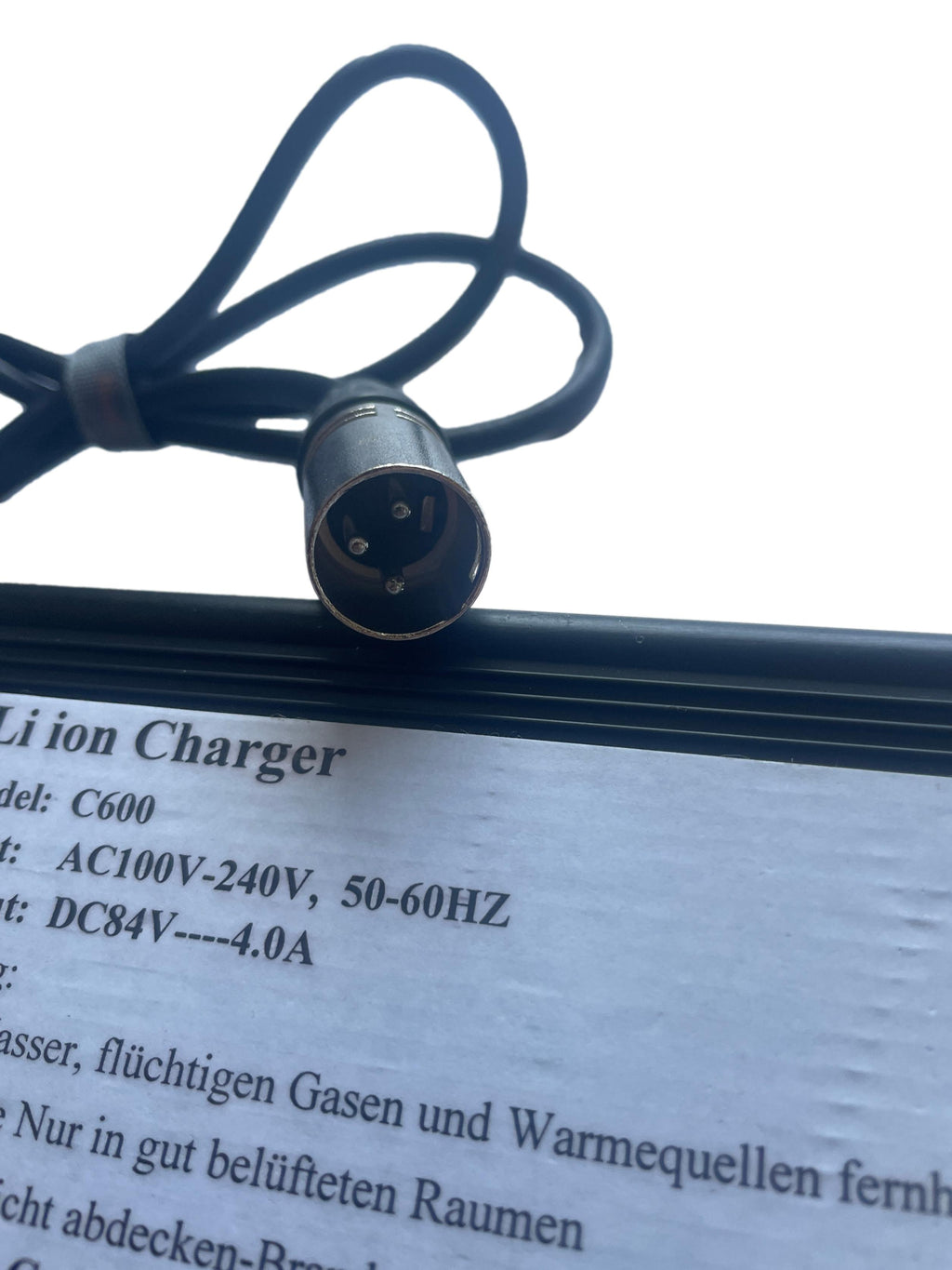 Ladegerät Li ion Charger C600 - 3 poliger Stecker - gebraucht