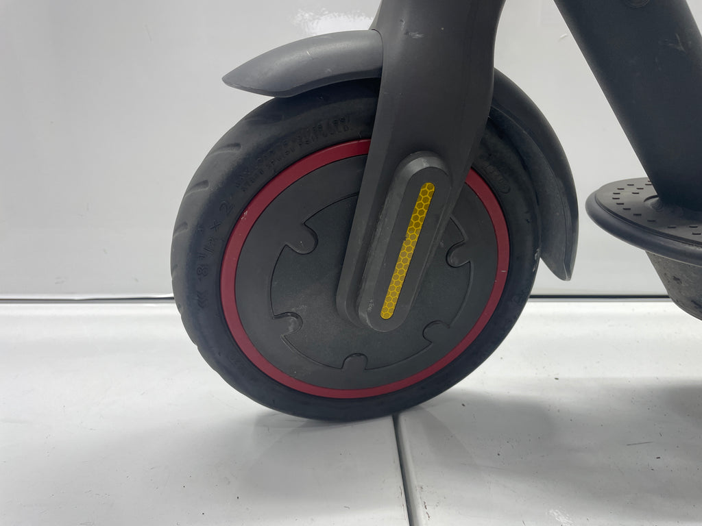 Xiaomi Mi E-Scooter Pro2 - Bastler - DEFEKT