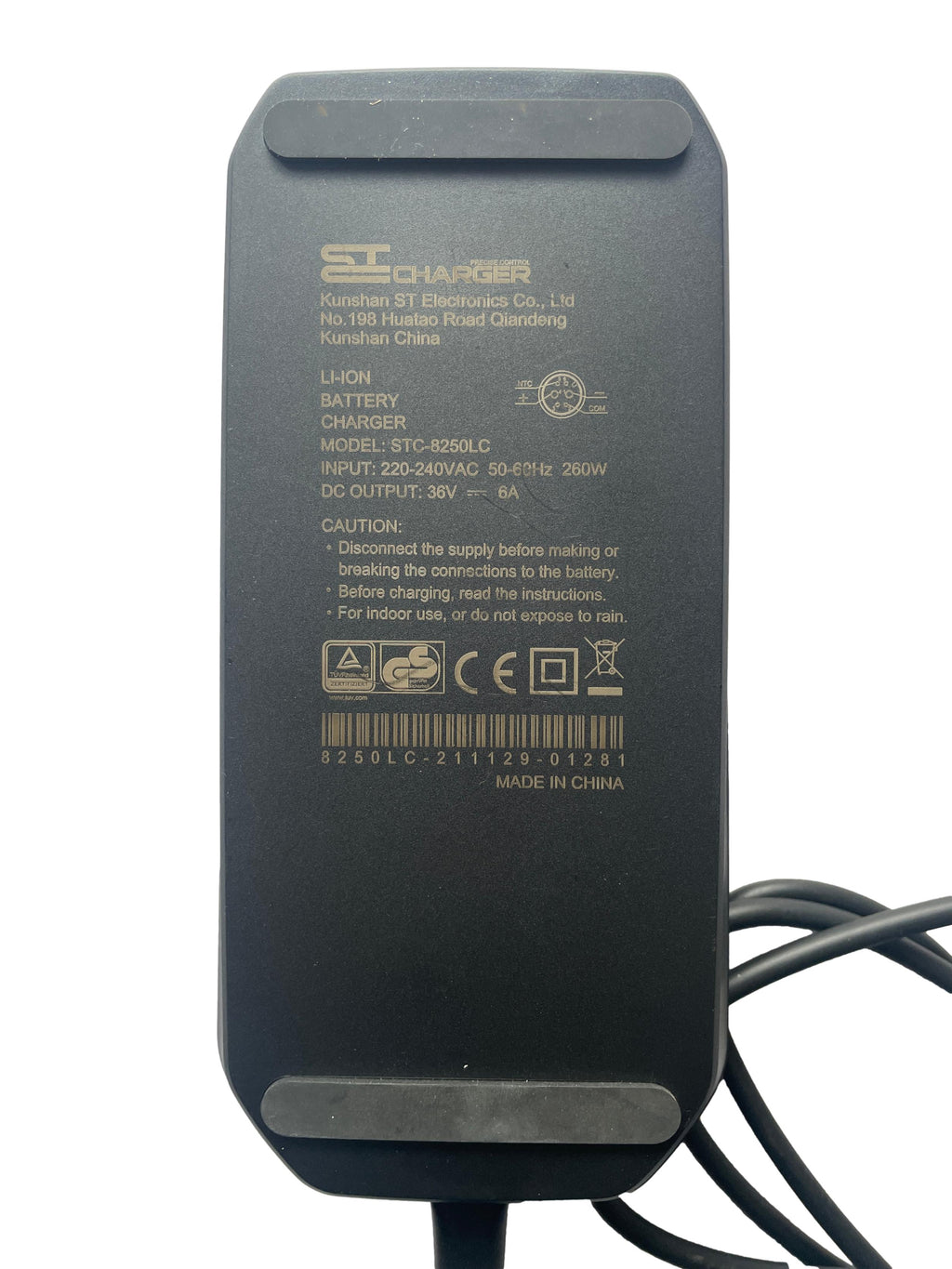 Ladegerät FLYER Charger 6A STC-8250LC - NEU