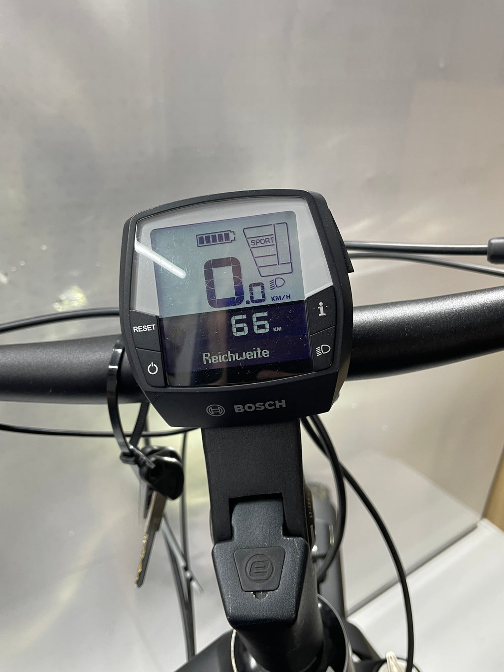 Victoria eAdventure 11.9 - Rahmengröße S - top mit Prüfbericht ca. 400 Km