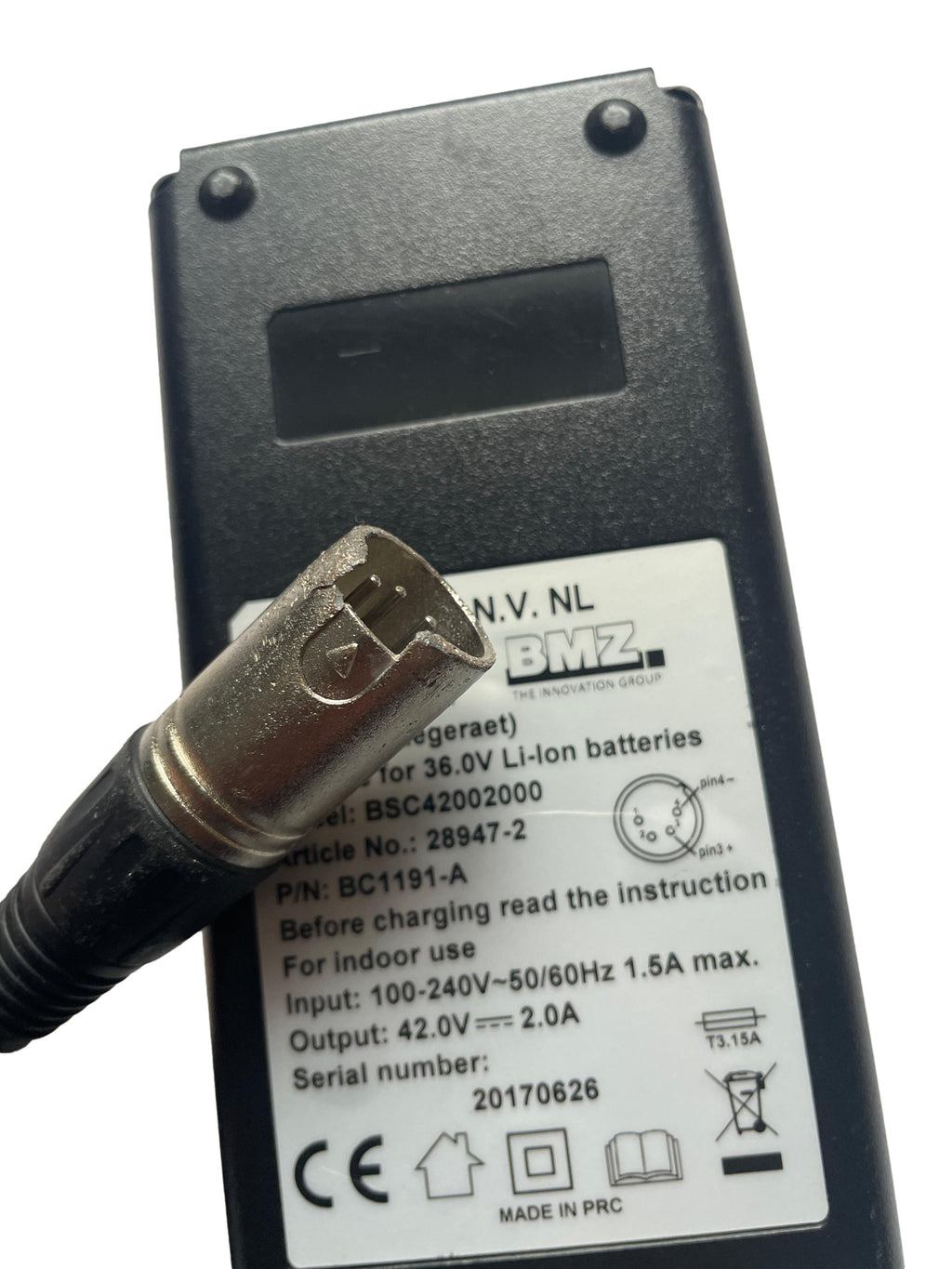 Ladegerät BMZ BSC42002000 - XLR 4-polig - gebraucht