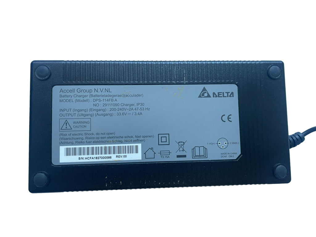 Ladegerät Accell Group / Delta DPS-114FB A - gebraucht