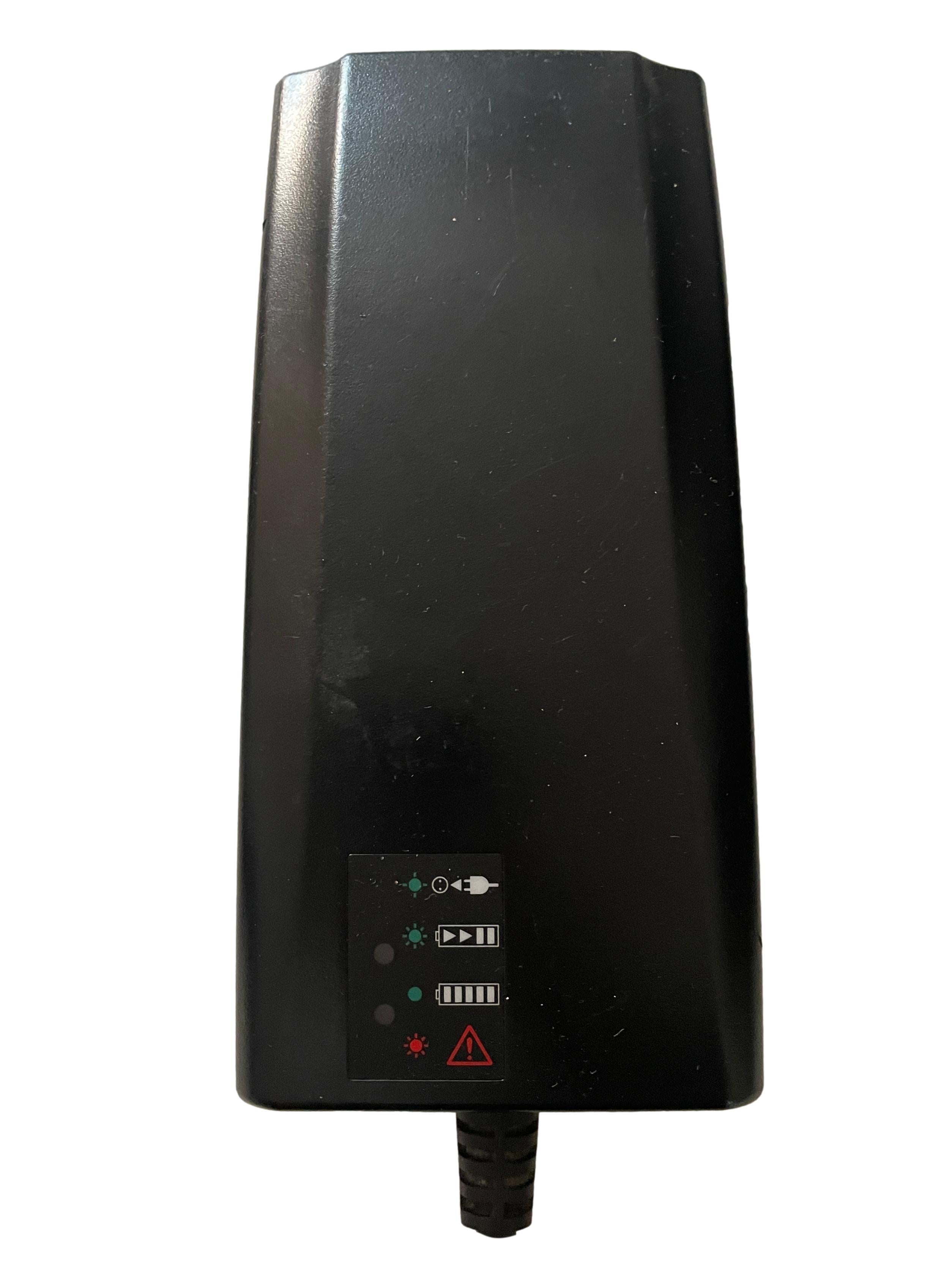 Ladegerät Derby Cycle E-Bike BSC42004000 - 90° Magnetstecker - gebraucht