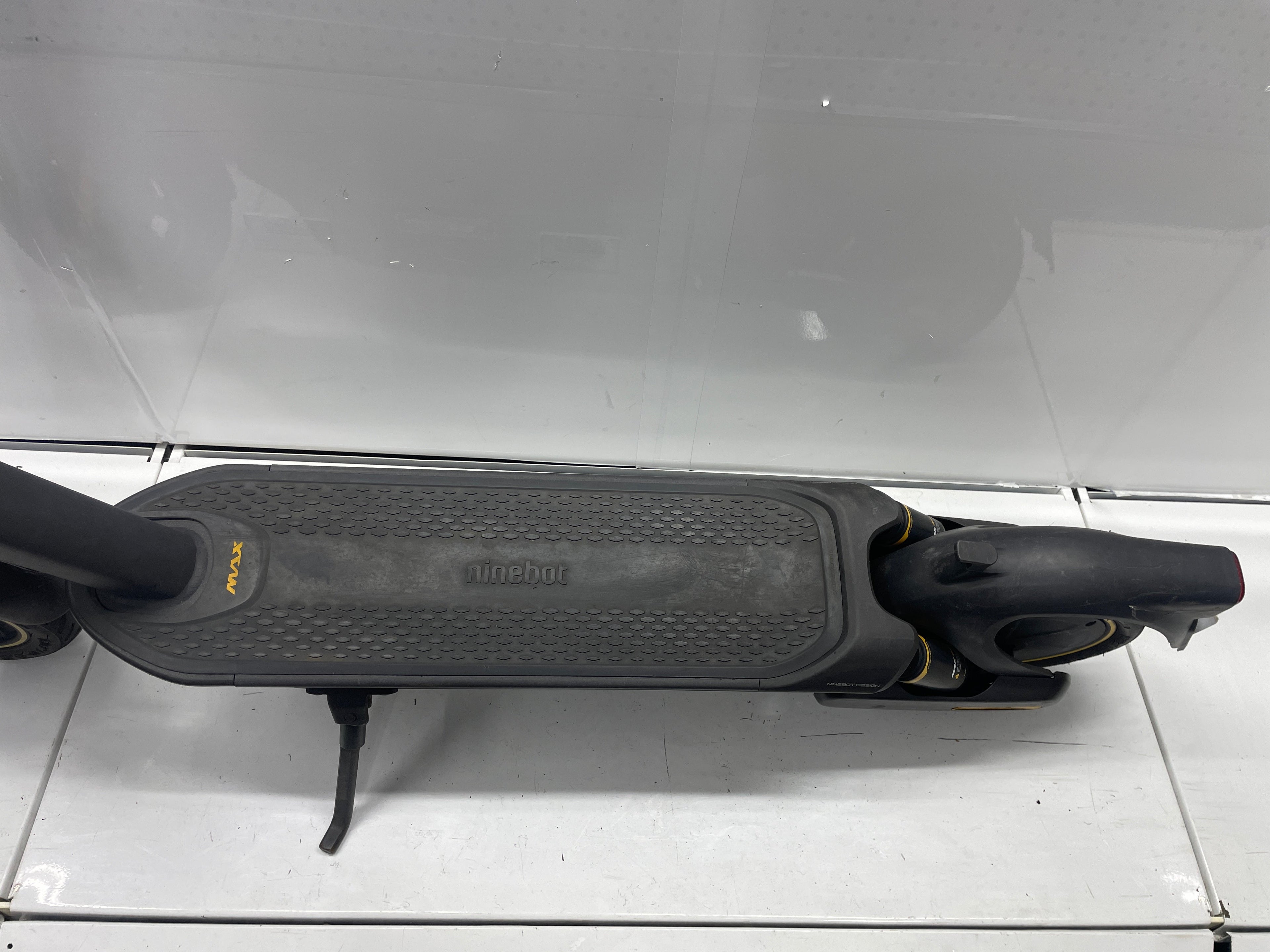 Segway Ninebot MAX G2D E-Scooter - DEFEKT, Bastler, Wasseschaden