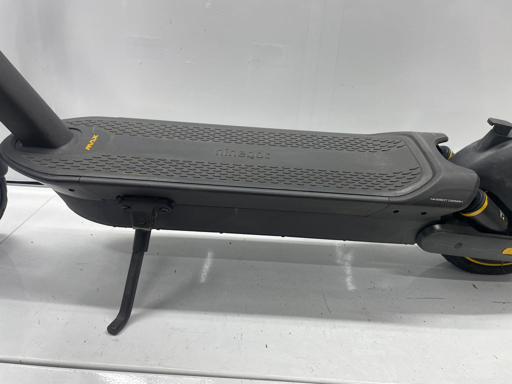 Segway Ninebot MAX G2D E-Scooter - DEFEKT, Bastler, Wasseschaden
