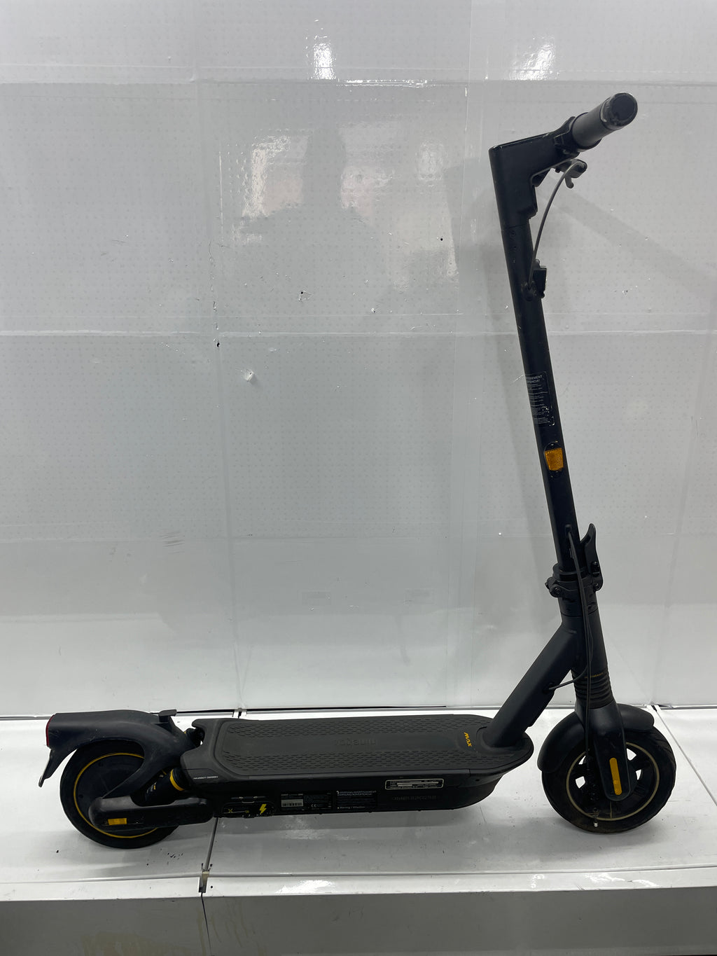Segway Ninebot MAX G2D E-Scooter - DEFEKT, Bastler, Wasseschaden