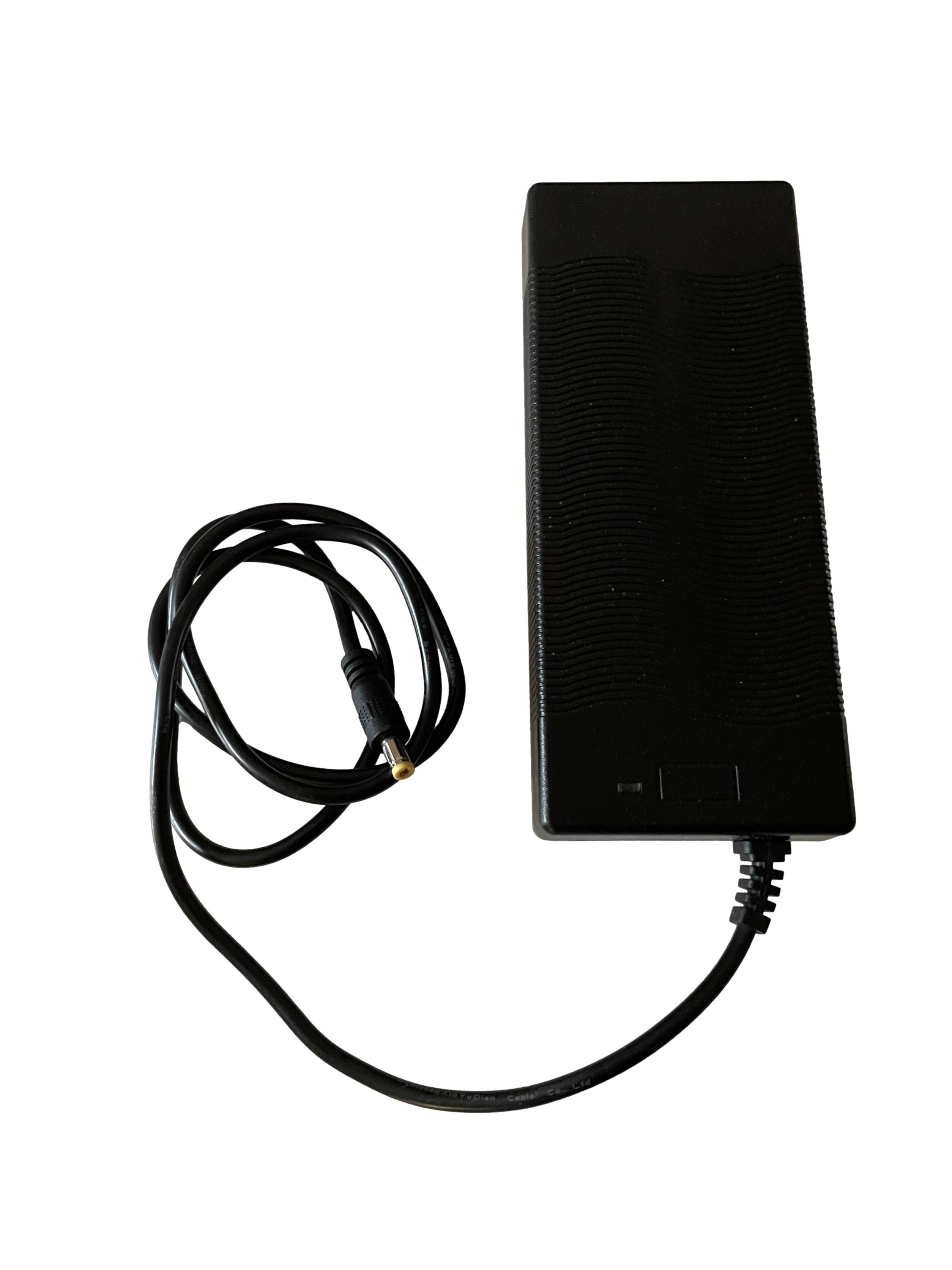 XVE AC/DC Adapter XVE126-4200300