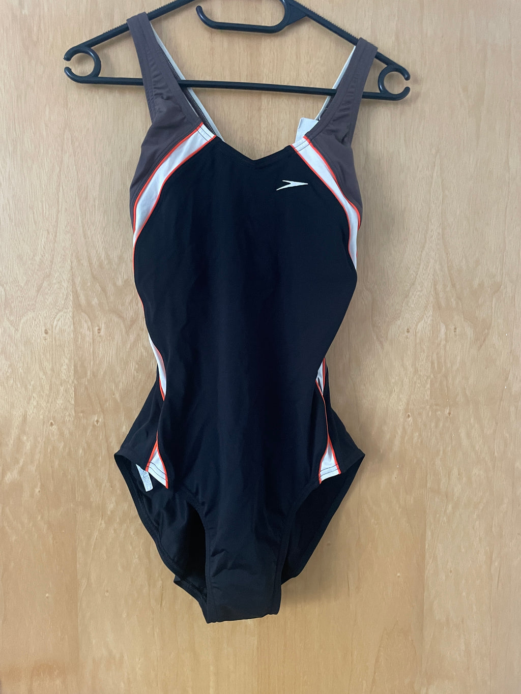 Speedo Damen Badeanzug Größe 42 - NEU