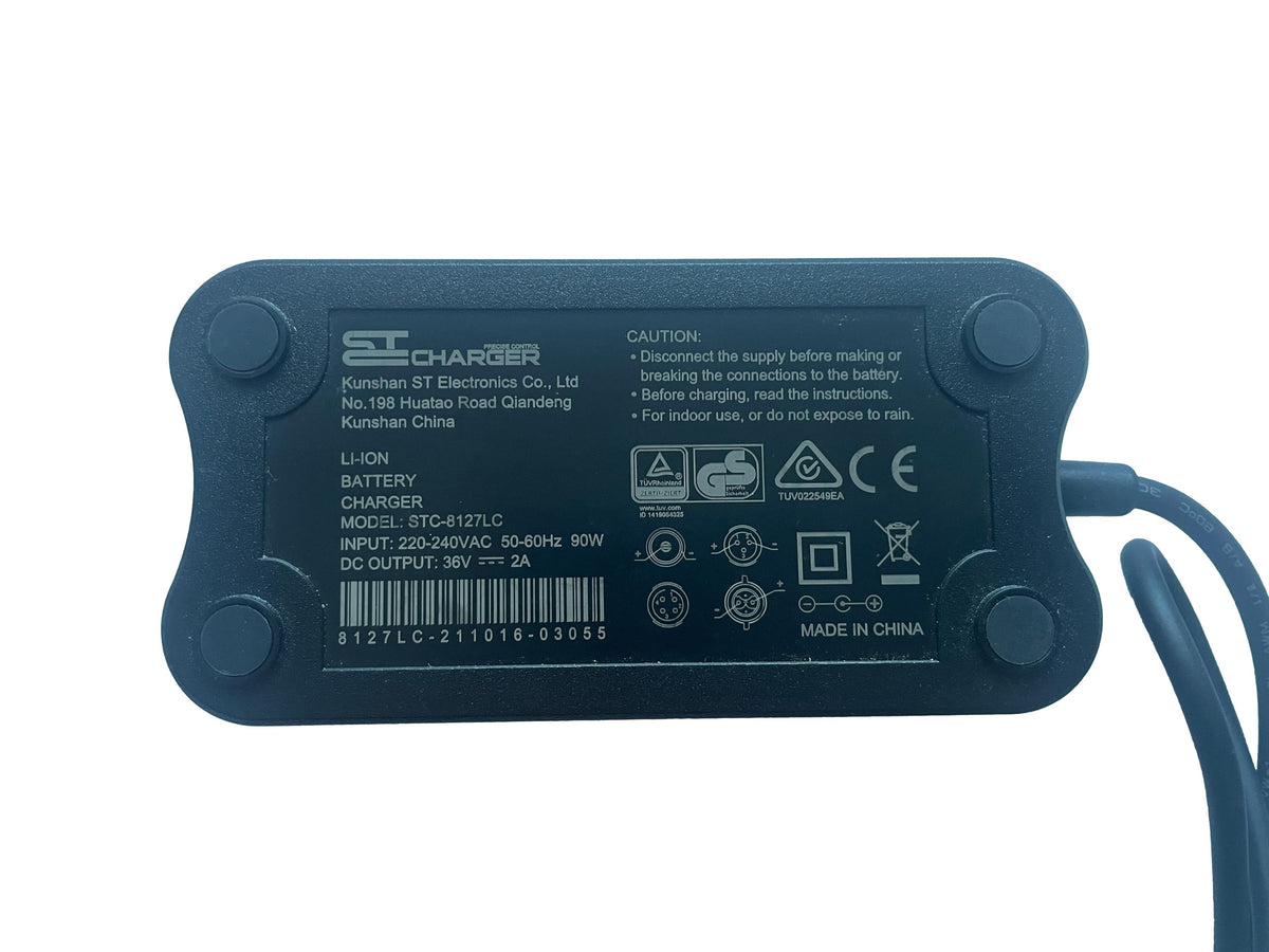 Ladegerät STC Charger STC-8127LC - gebraucht