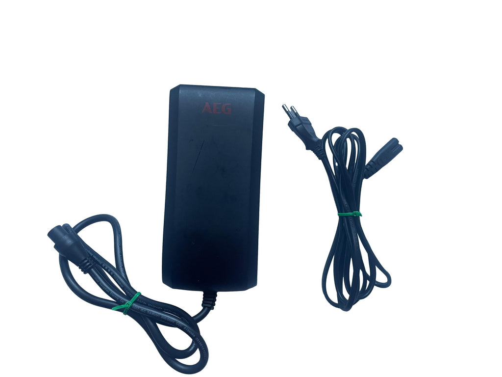Ladegerät ST Charger für AEG Akkus STC-8202LD - gebraucht