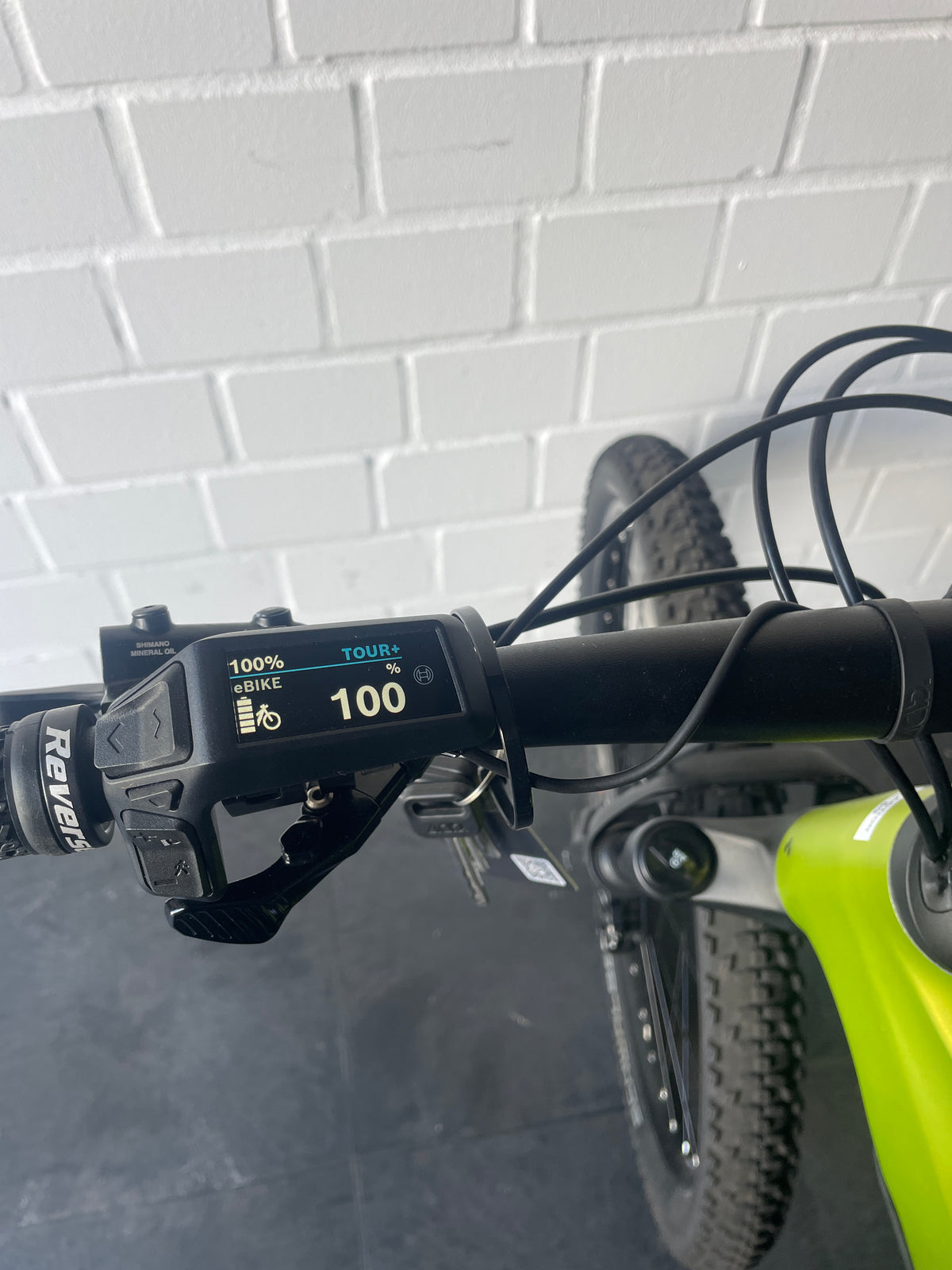 Cube Hybrid Race 800 - Rahmengr. XL erst 325 Km wie neu