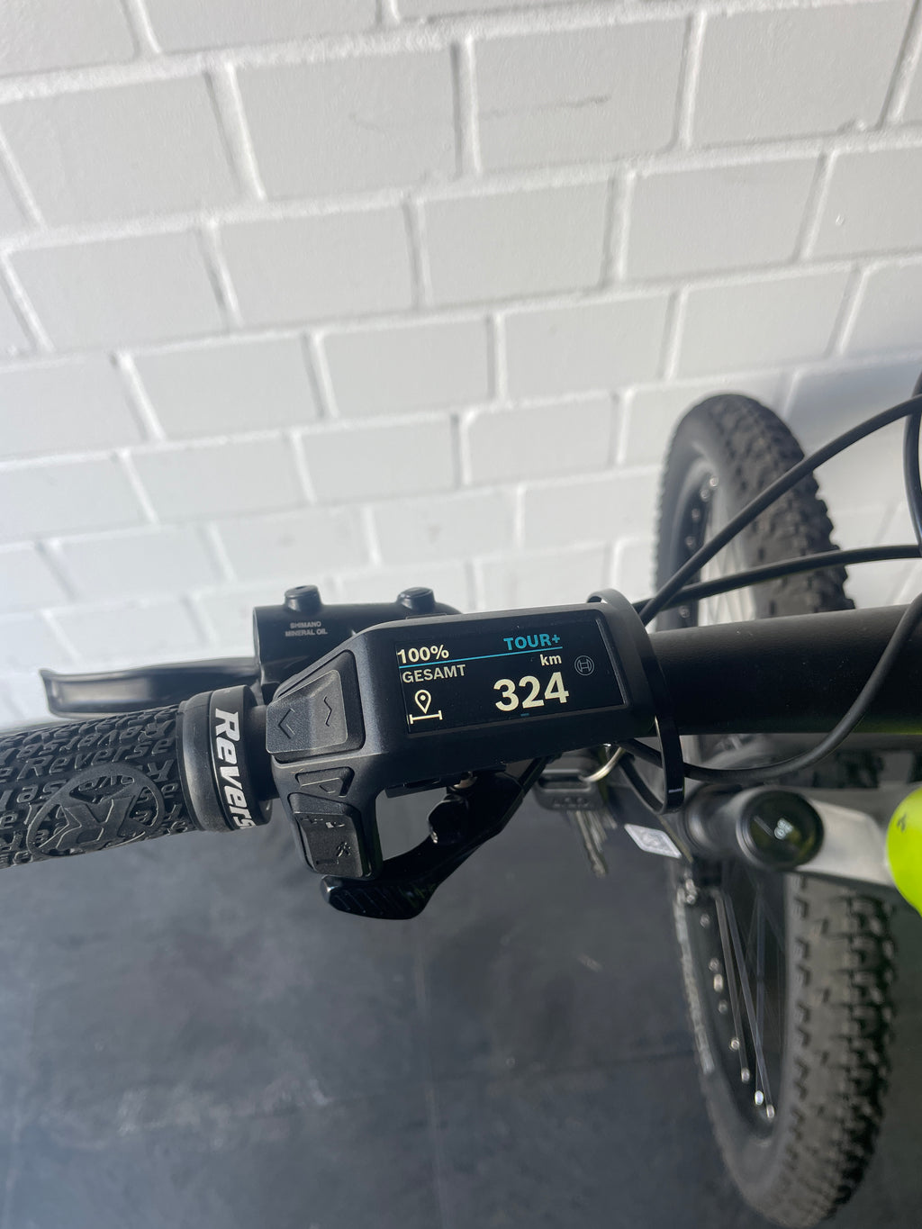 Cube Hybrid Race 800 - Rahmengr. XL erst 325 Km wie neu