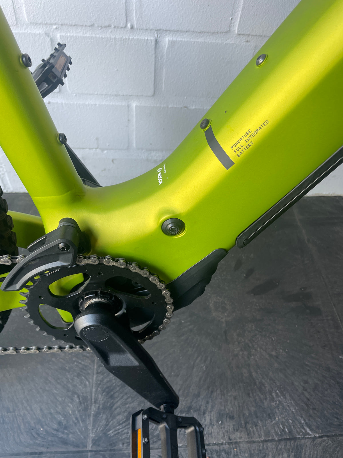 Cube Hybrid Race 800 - Rahmengr. XL erst 325 Km wie neu