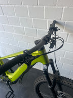 Cube Hybrid Race 800 - Rahmengr. XL erst 325 Km wie neu
