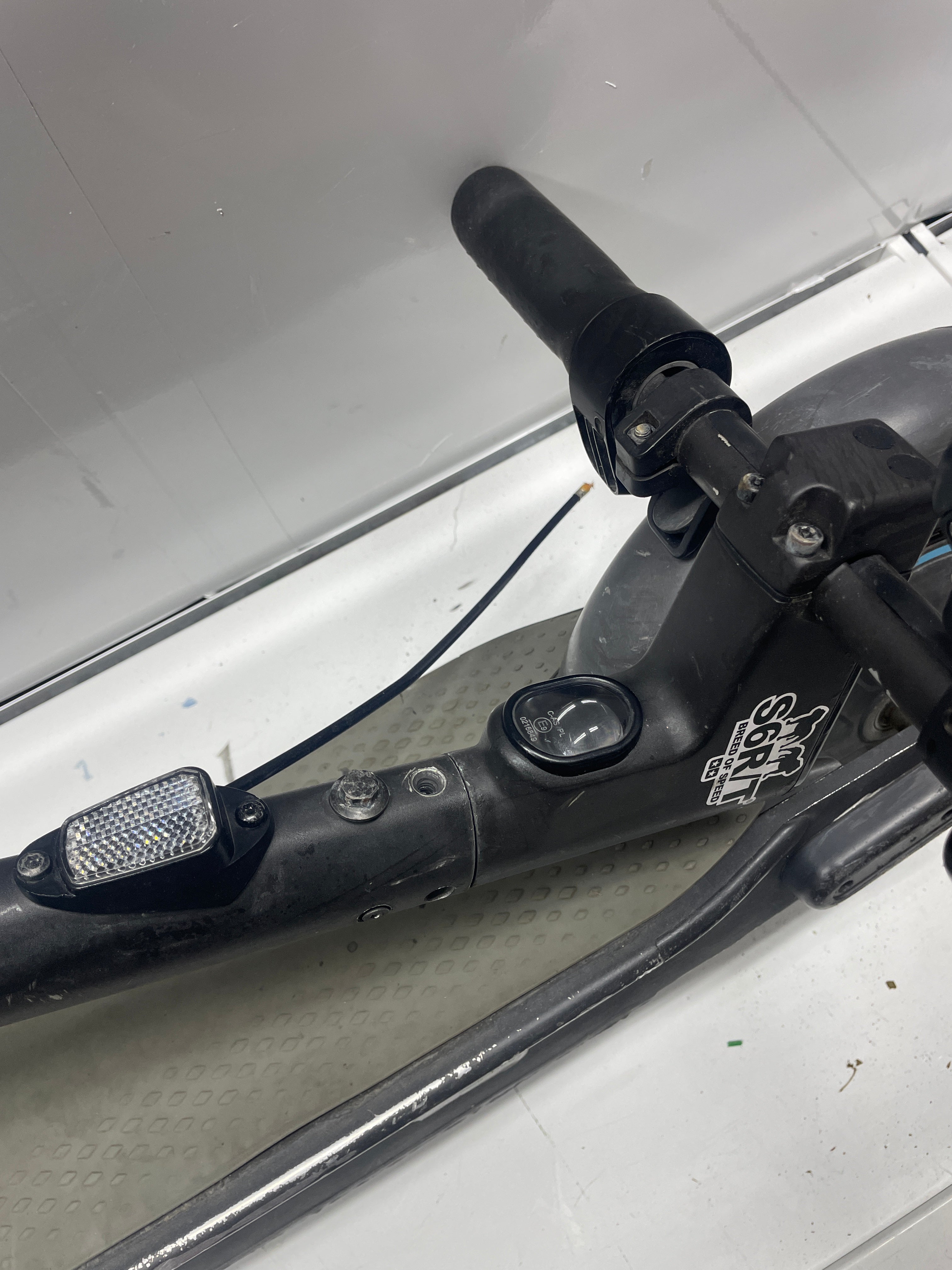 ninebot KickScooter MAX  Model: G30D II - Bastler zum Reparieren, Ersatzteile