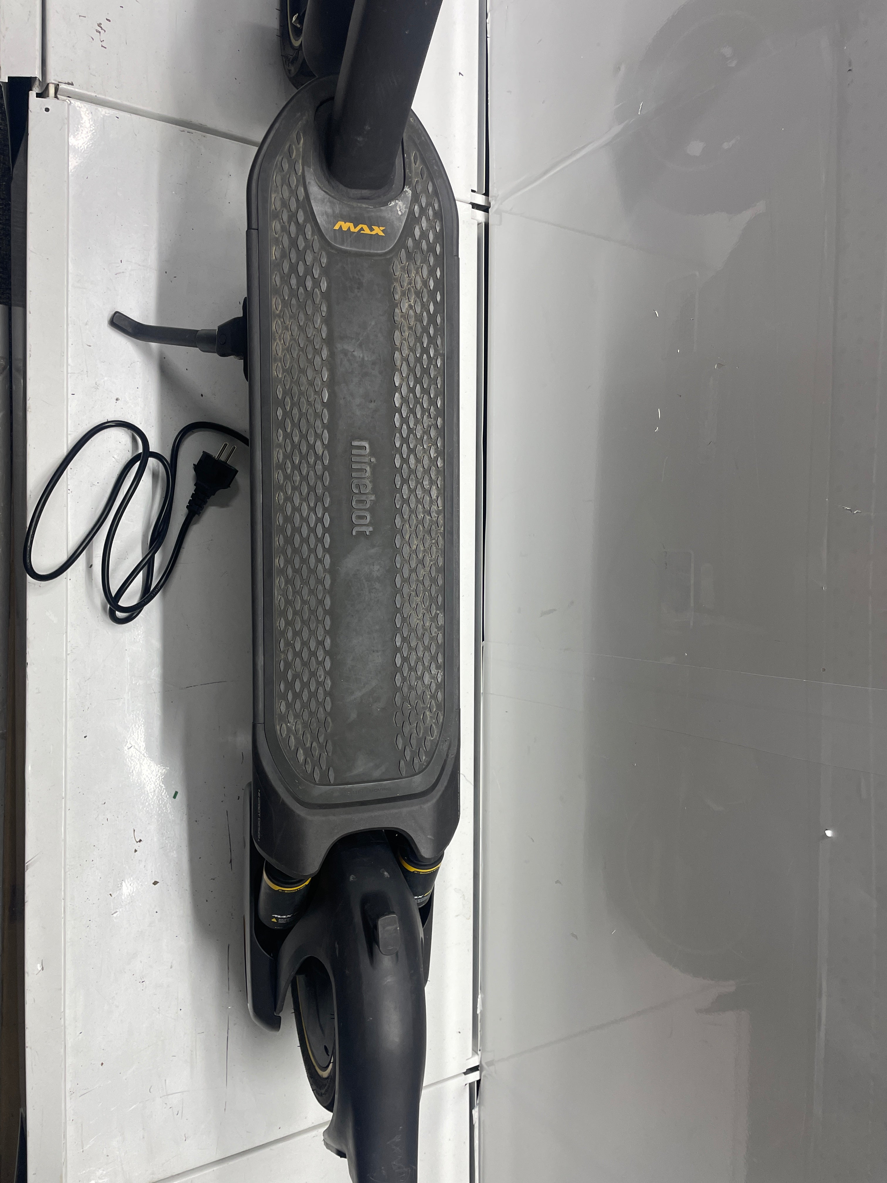 ninebot KickScooter MAX G2 Model: 051501D