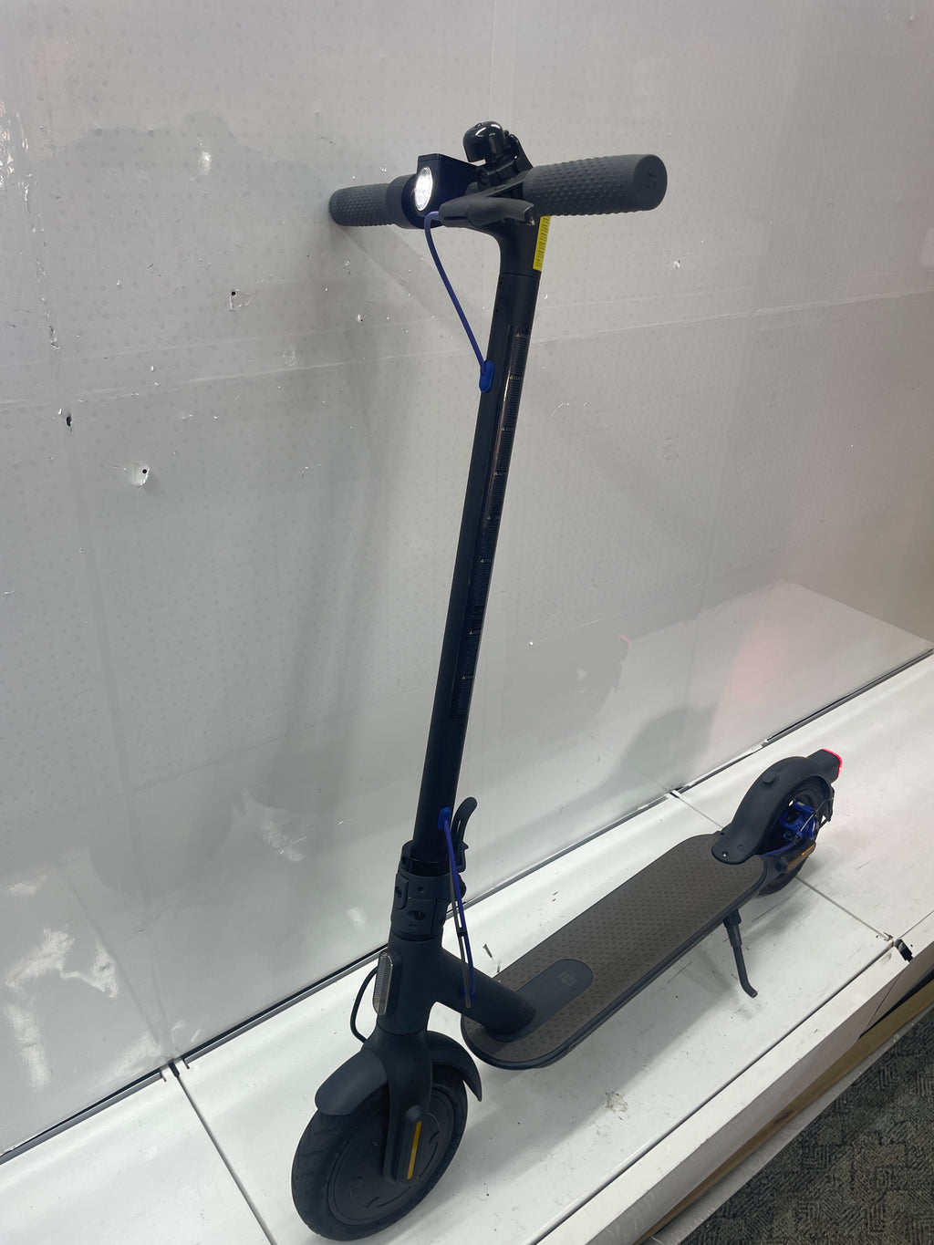 Xiaomi E-Scooter Mi Electic Scooter 3 Modell: DDHBC18NEB