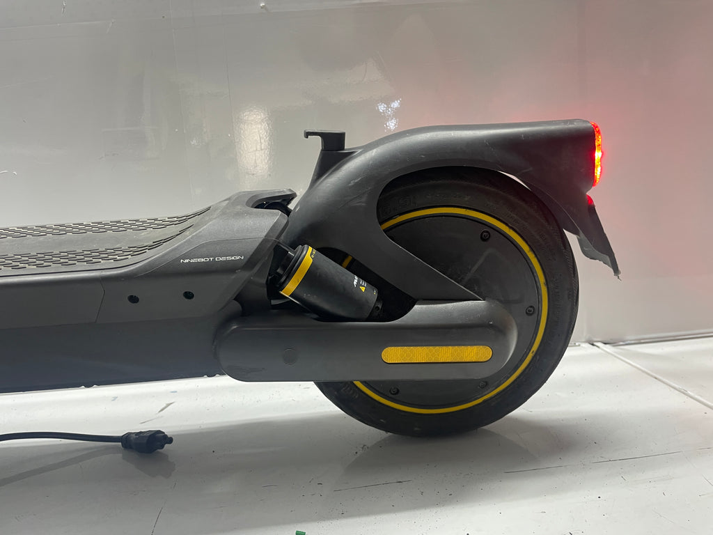 ninebot KickScooter MAX G2 Model: 051501D