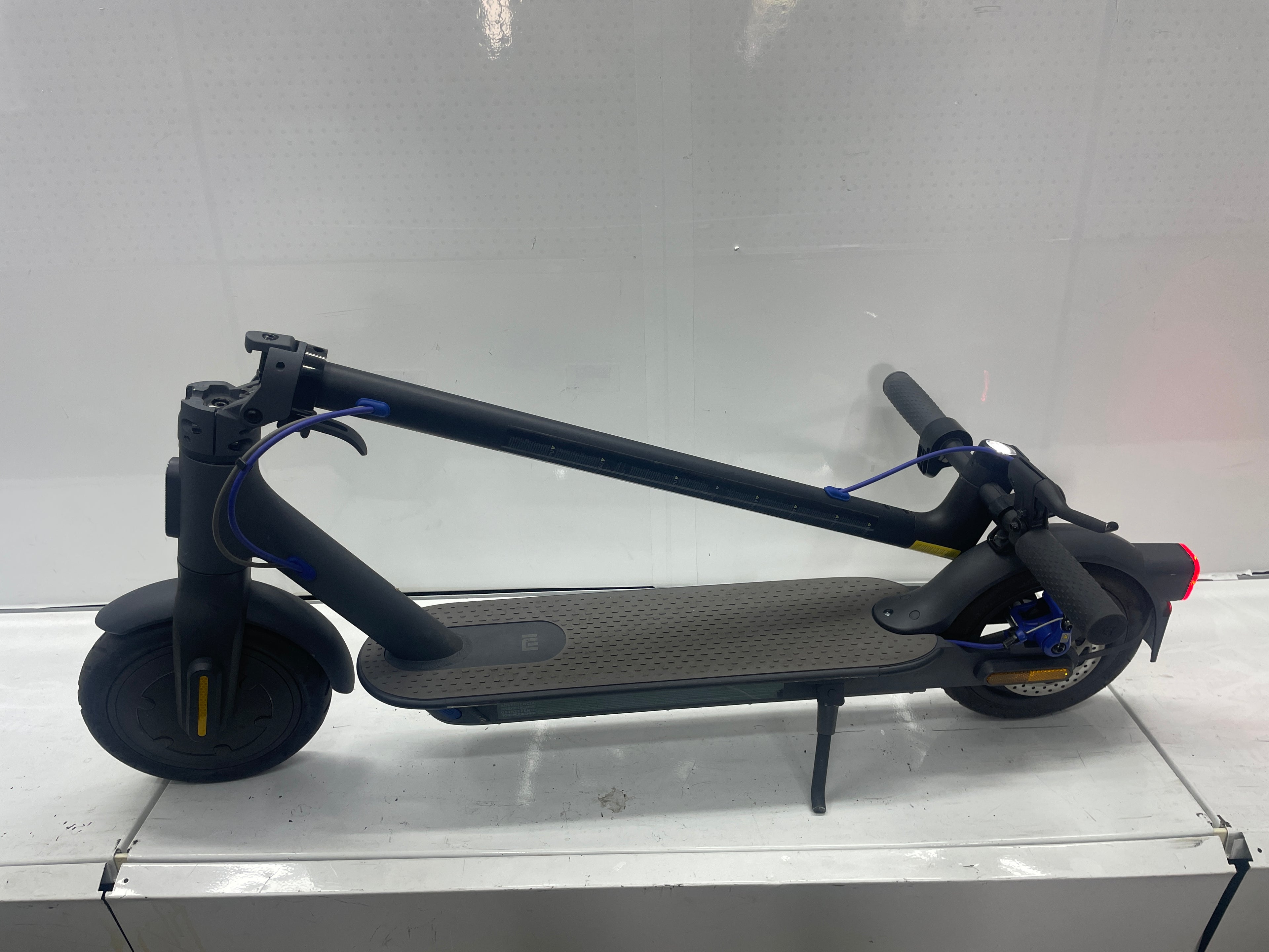 Xiaomi E-Scooter Mi Electic Scooter 3 Modell: DDHBC18NEB