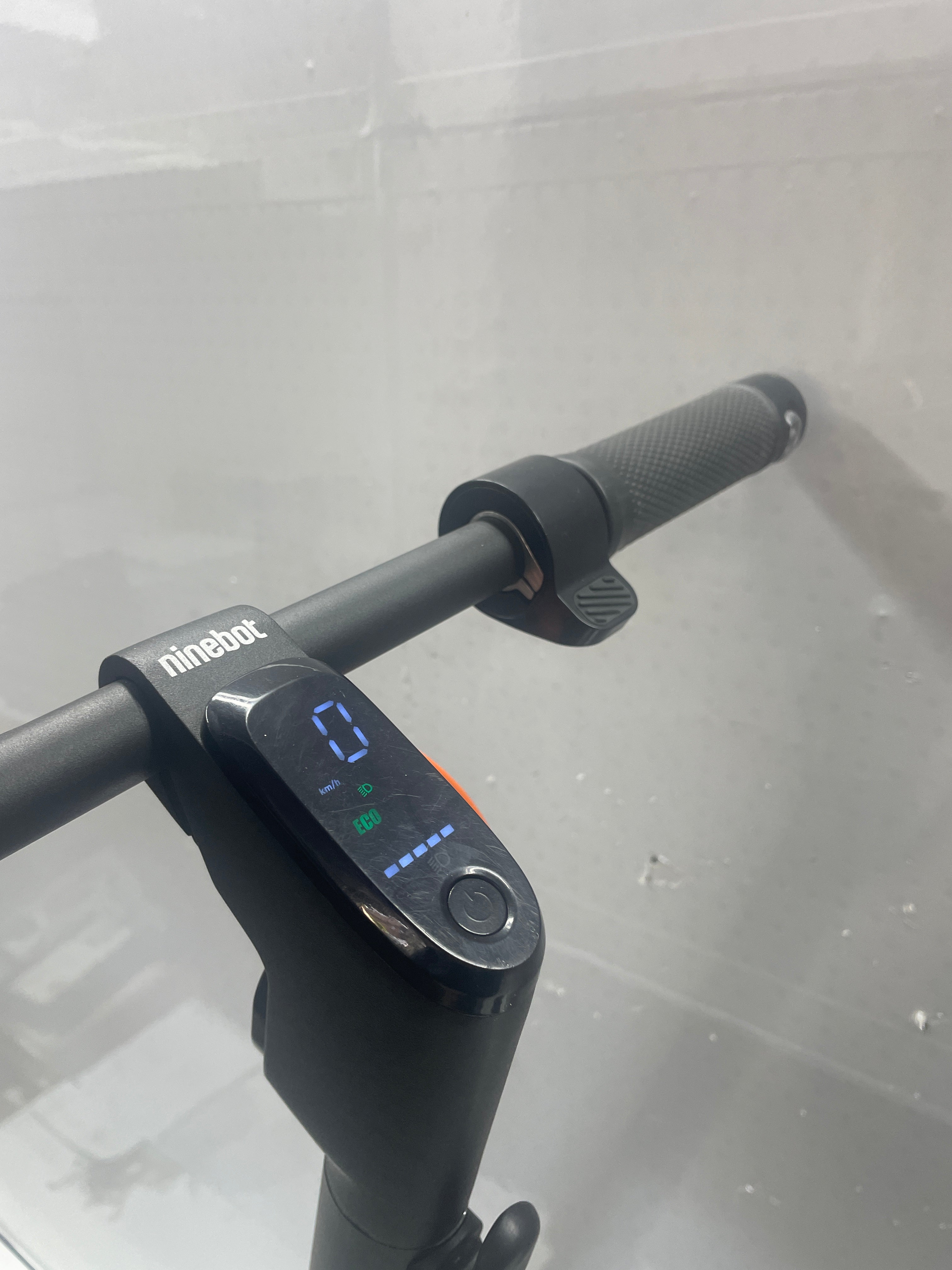 Segway ninebot KickScooter F2 PRO D