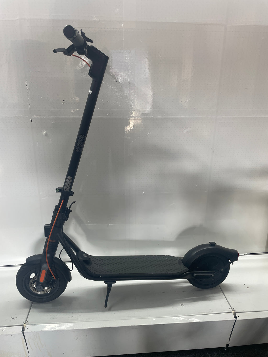 Segway ninebot KickScooter F2 PRO - BASTLER