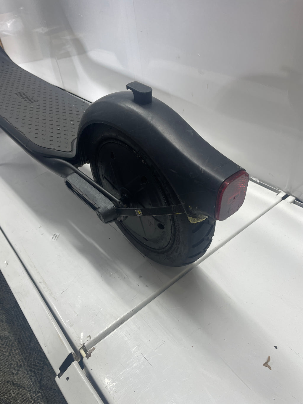 Segway ninebot KickScooter F2 PRO - BASTLER