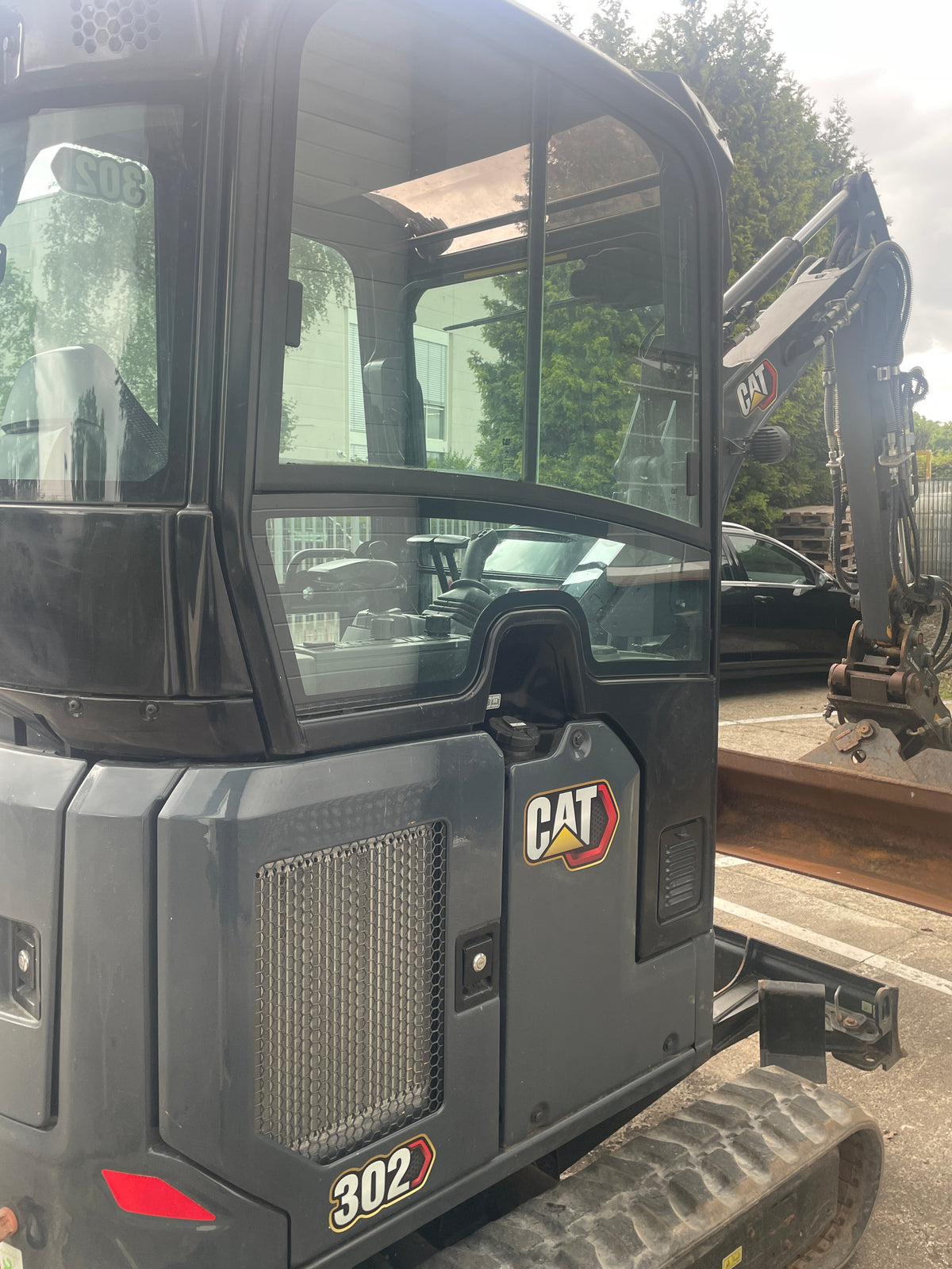 Mini-Ketten-Bagger, CAT 302-05A CR + Tiefenlöffel 755 Std - gebraucht