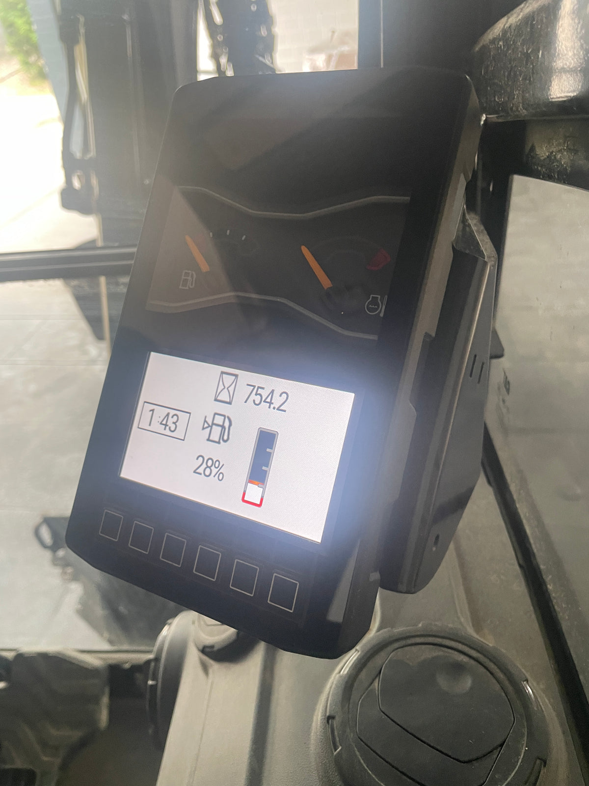 Mini-Ketten-Bagger, CAT 302-05A CR + Tiefenlöffel 755 Std - gebraucht