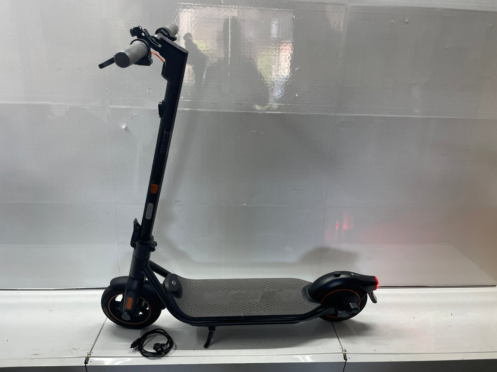 Segway ninebot KickScooter F65D
