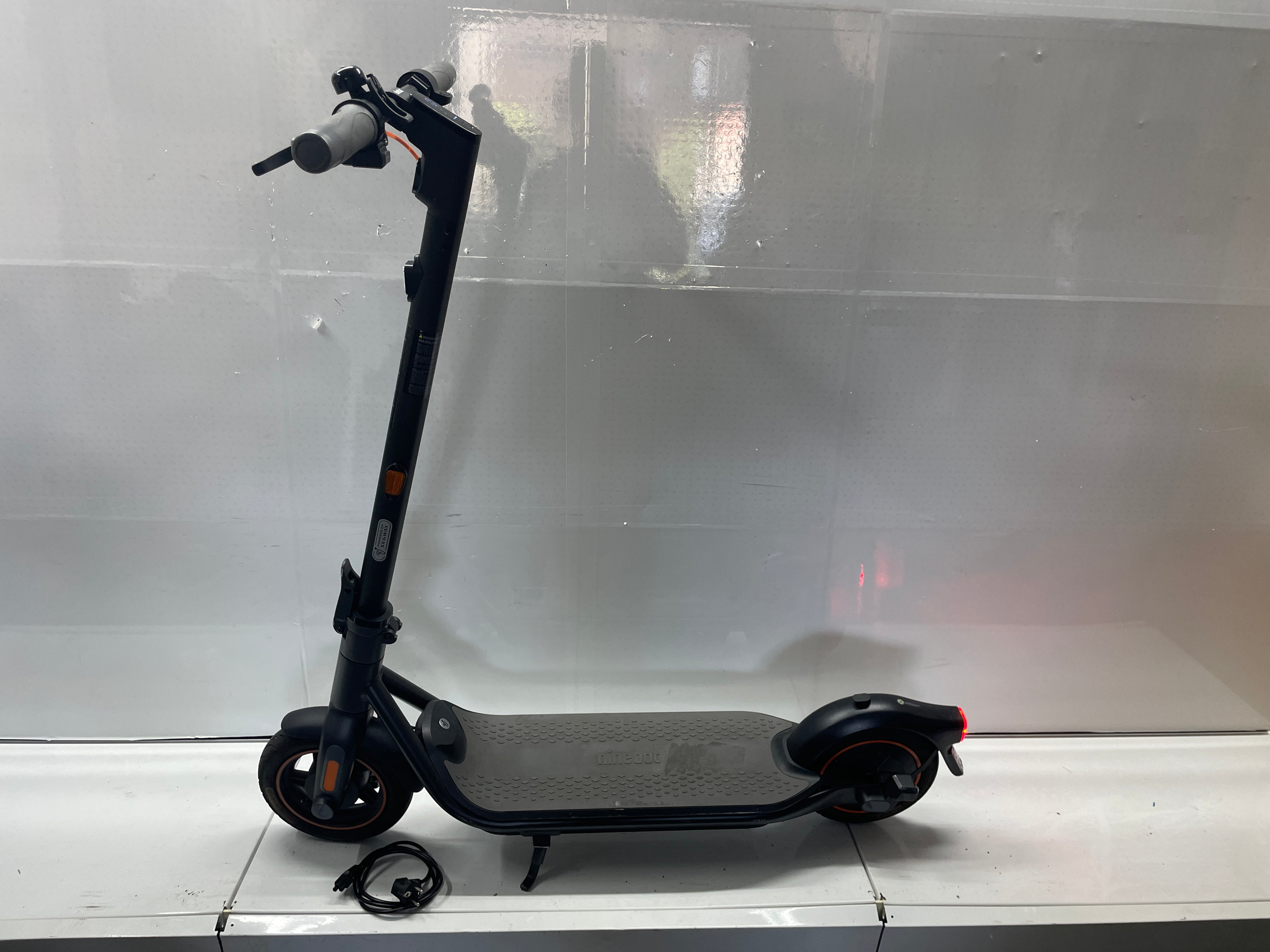Segway ninebot KickScooter F65D