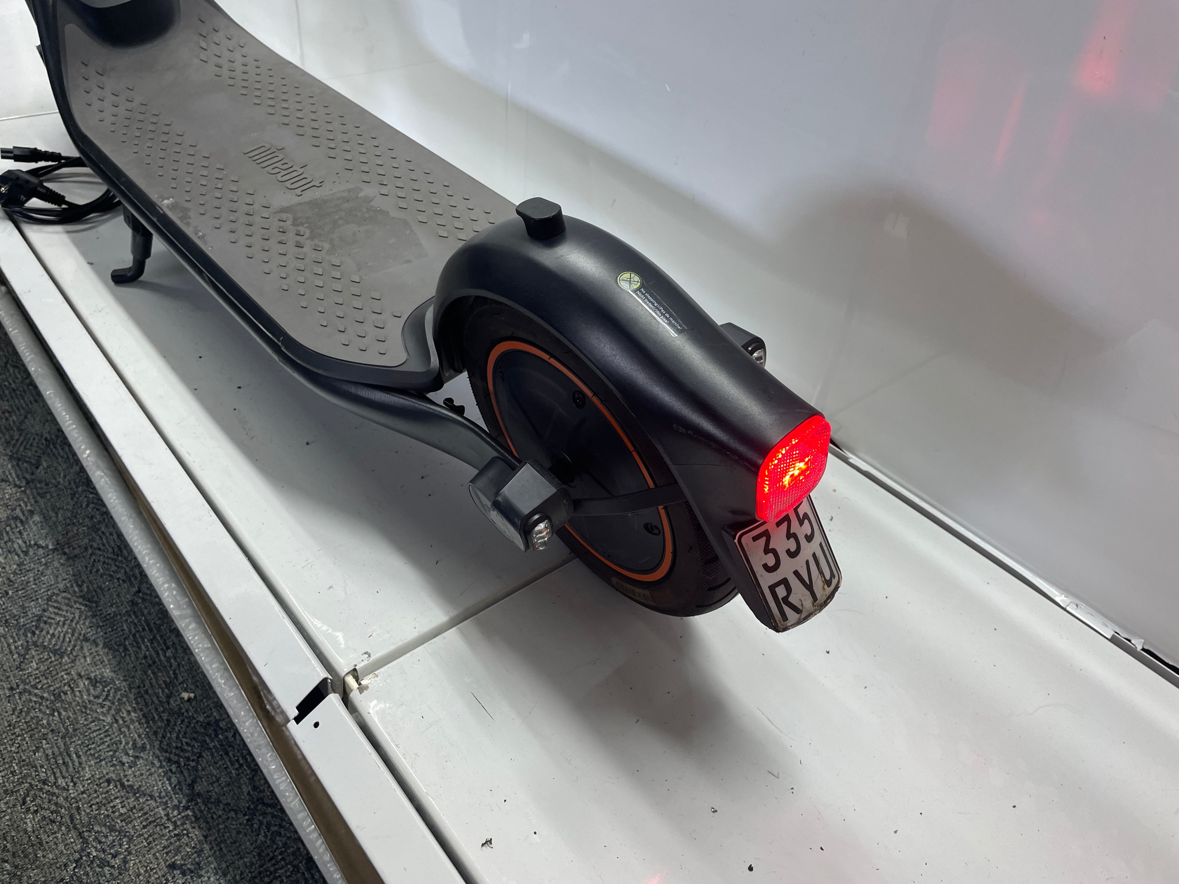 Segway ninebot KickScooter F65D