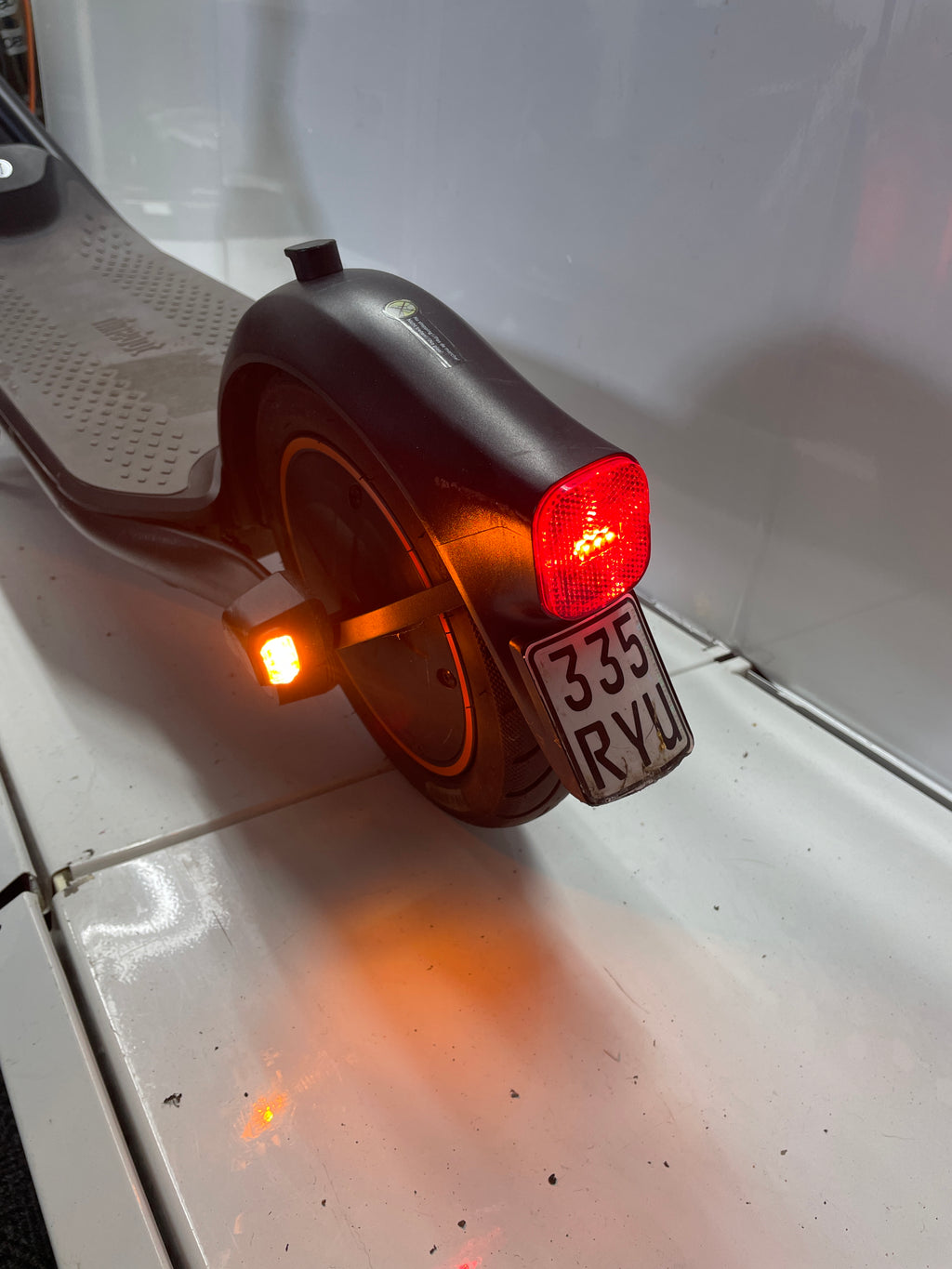 Segway ninebot KickScooter F65D